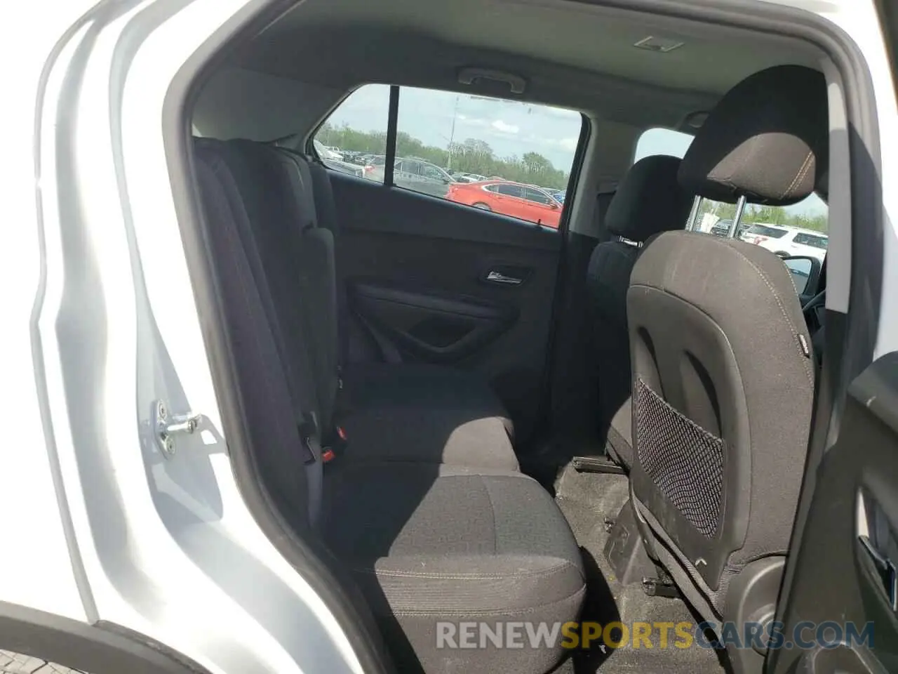10 Фотография поврежденного автомобиля KL7CJKSM4MB364791 CHEVROLET TRAX 2021