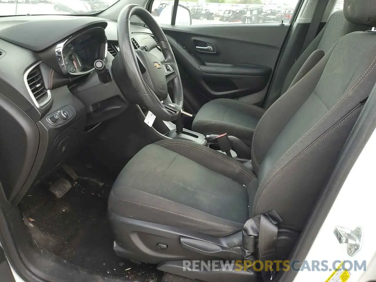 7 Фотография поврежденного автомобиля KL7CJKSM4MB364791 CHEVROLET TRAX 2021