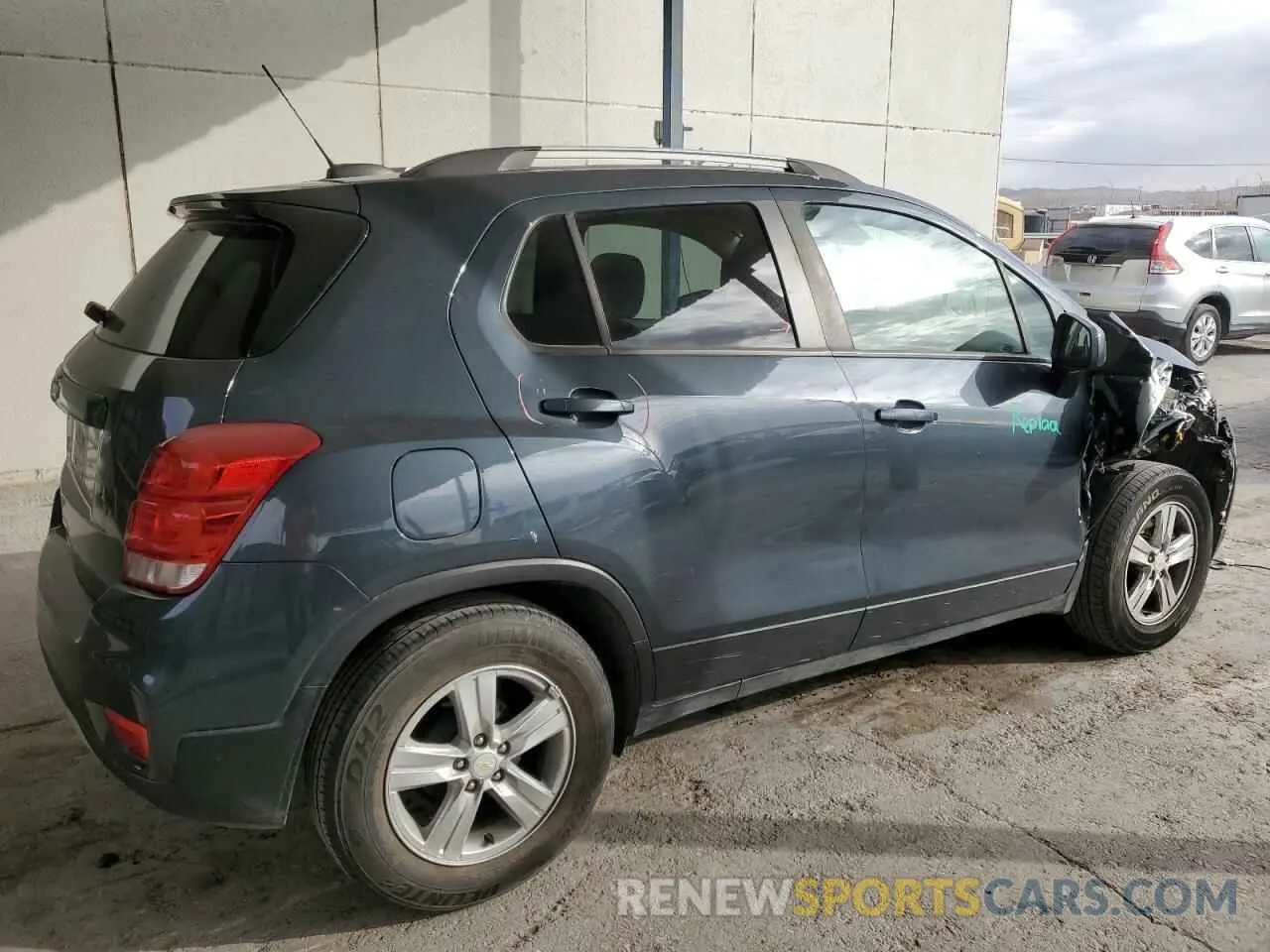 3 Photograph of a damaged car KL7CJLSB0MB321506 CHEVROLET TRAX 2021