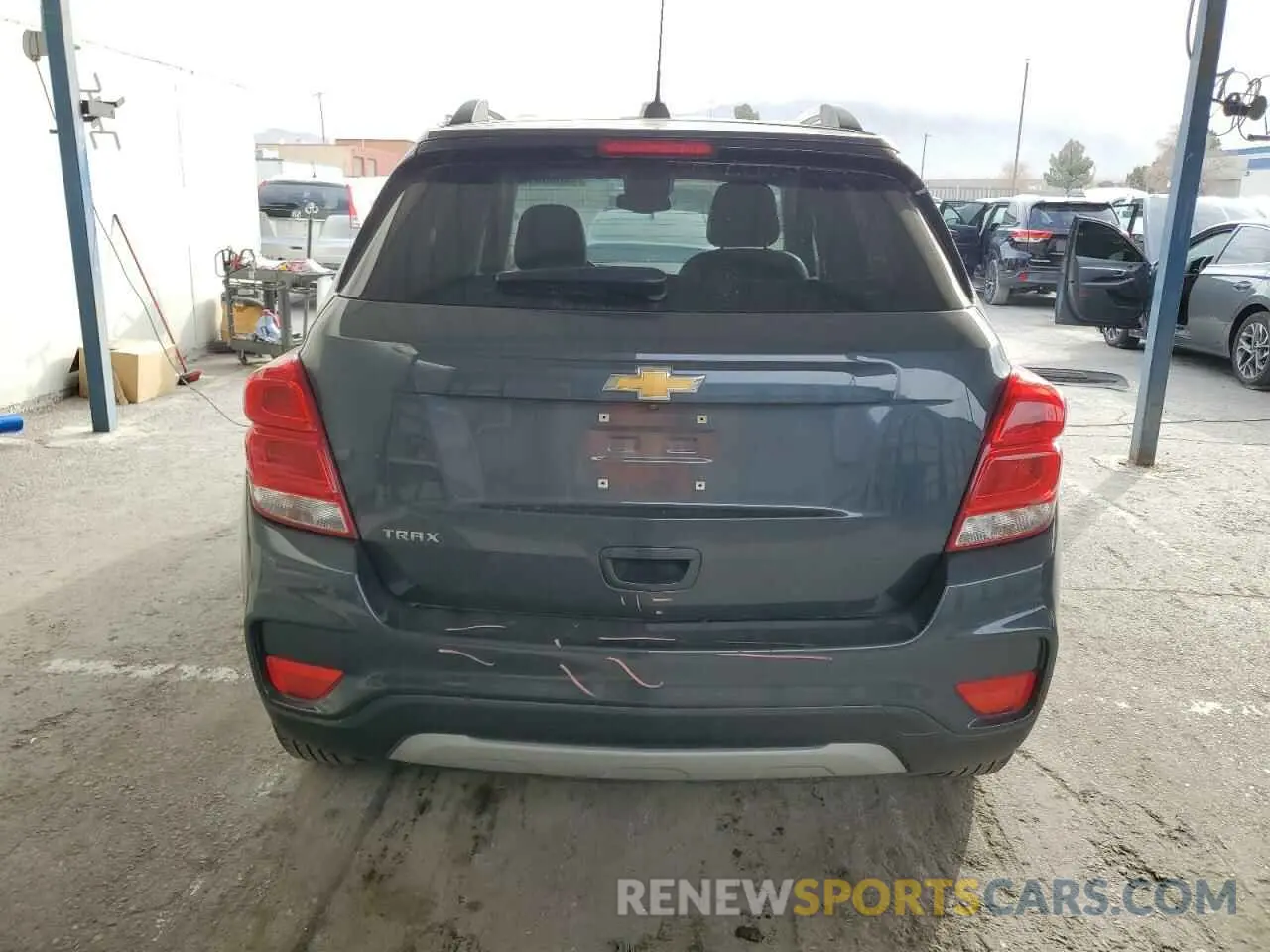 6 Photograph of a damaged car KL7CJLSB0MB321506 CHEVROLET TRAX 2021