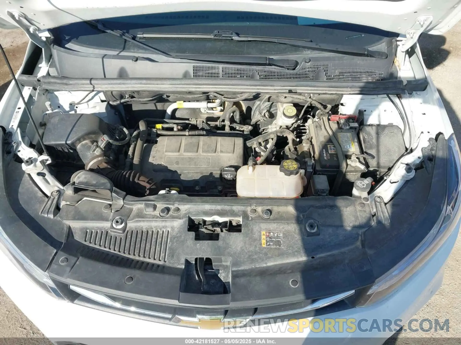 10 Фотография поврежденного автомобиля KL7CJLSB0MB339794 CHEVROLET TRAX 2021