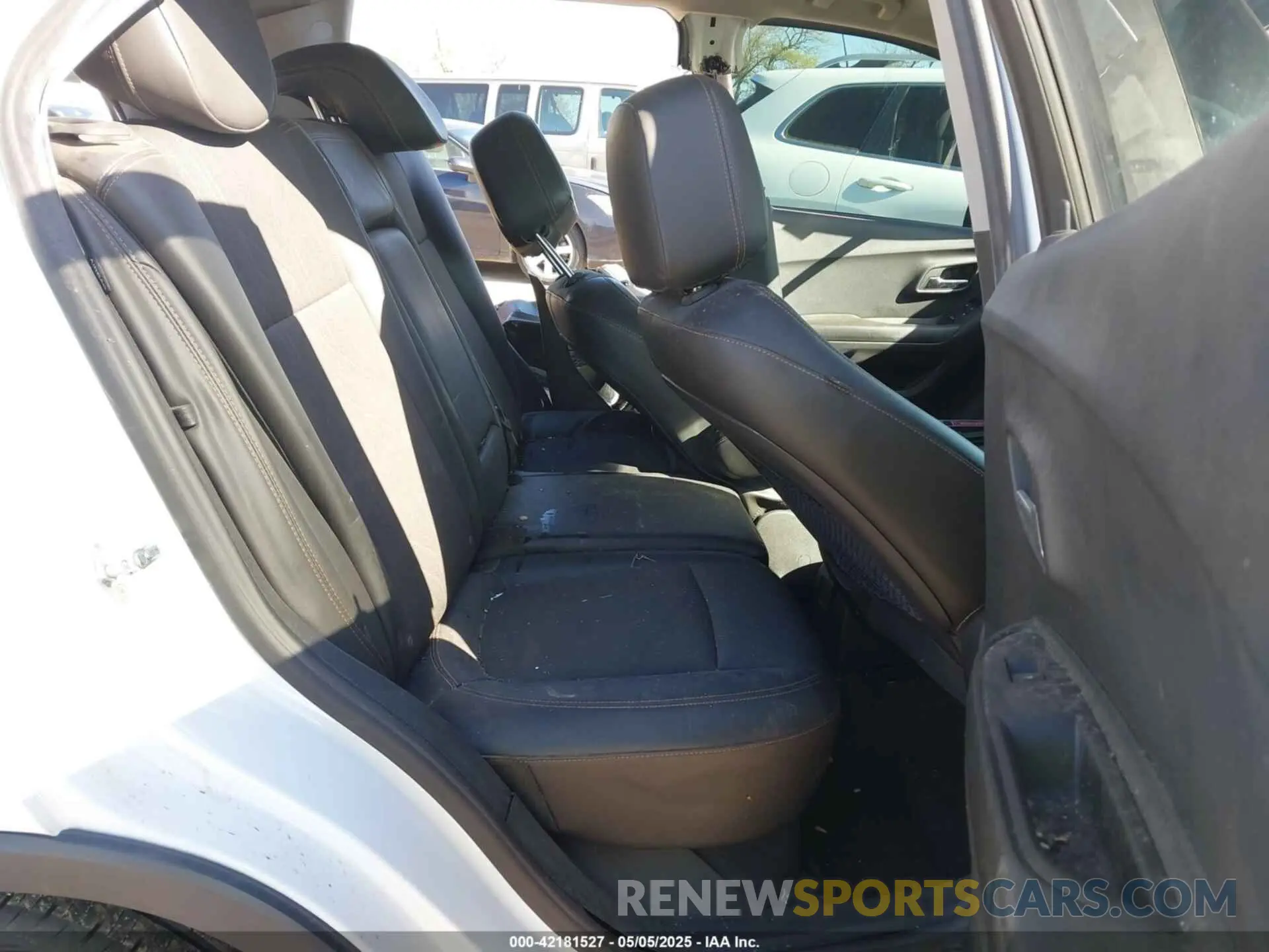 8 Фотография поврежденного автомобиля KL7CJLSB0MB339794 CHEVROLET TRAX 2021