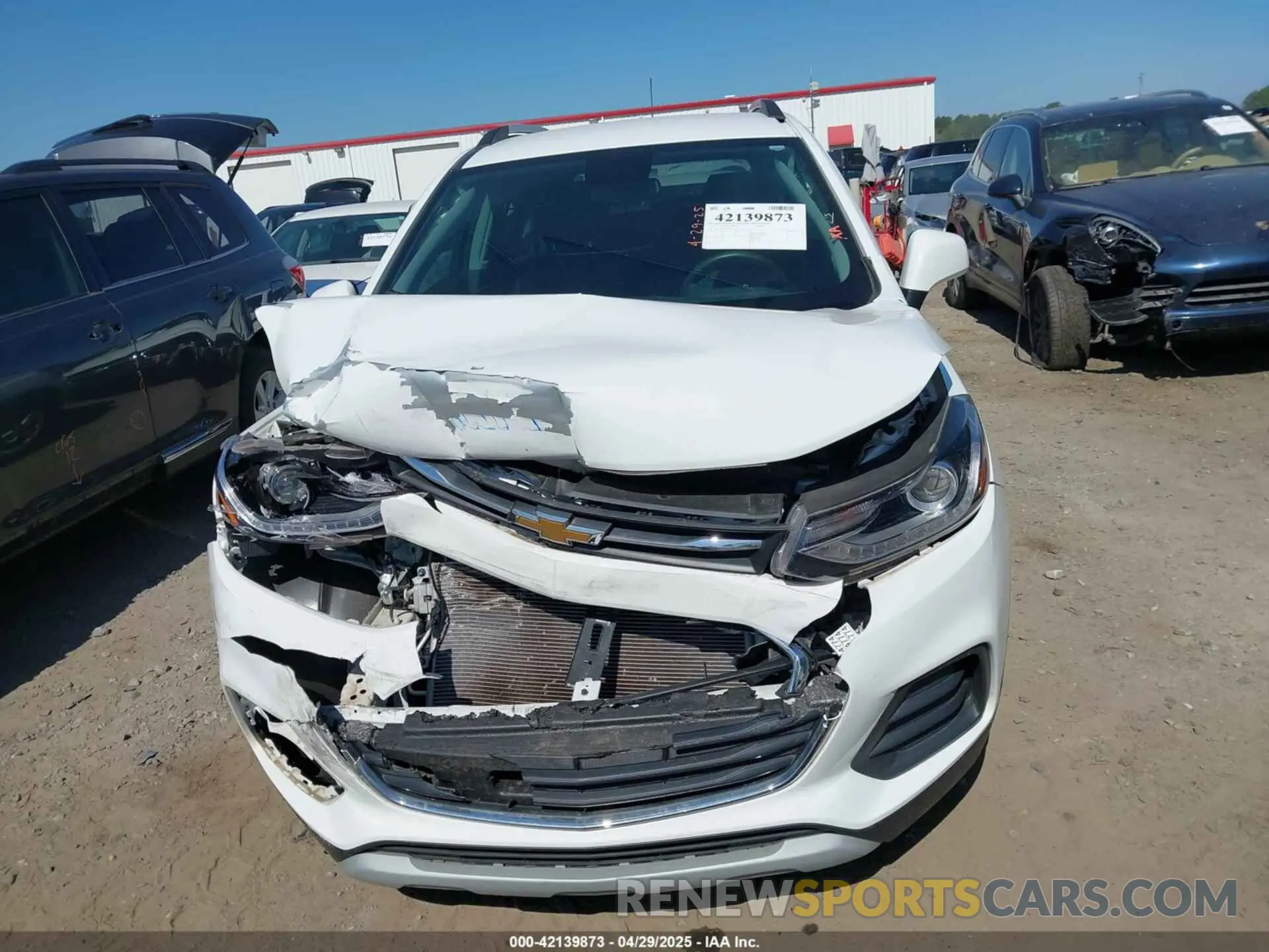 11 Фотография поврежденного автомобиля KL7CJLSB1MB312023 CHEVROLET TRAX 2021