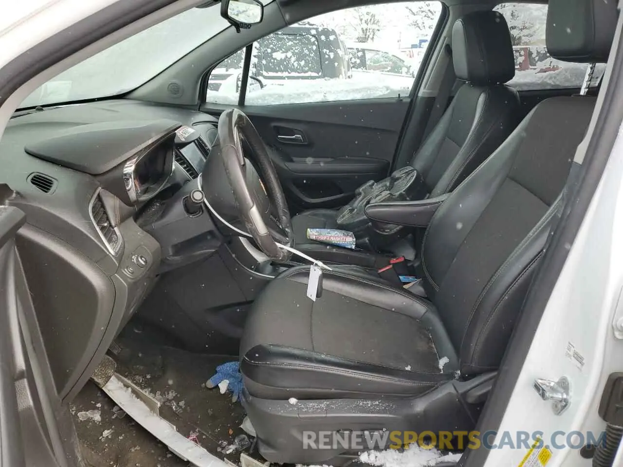 7 Photograph of a damaged car KL7CJLSB1MB340016 CHEVROLET TRAX 2021