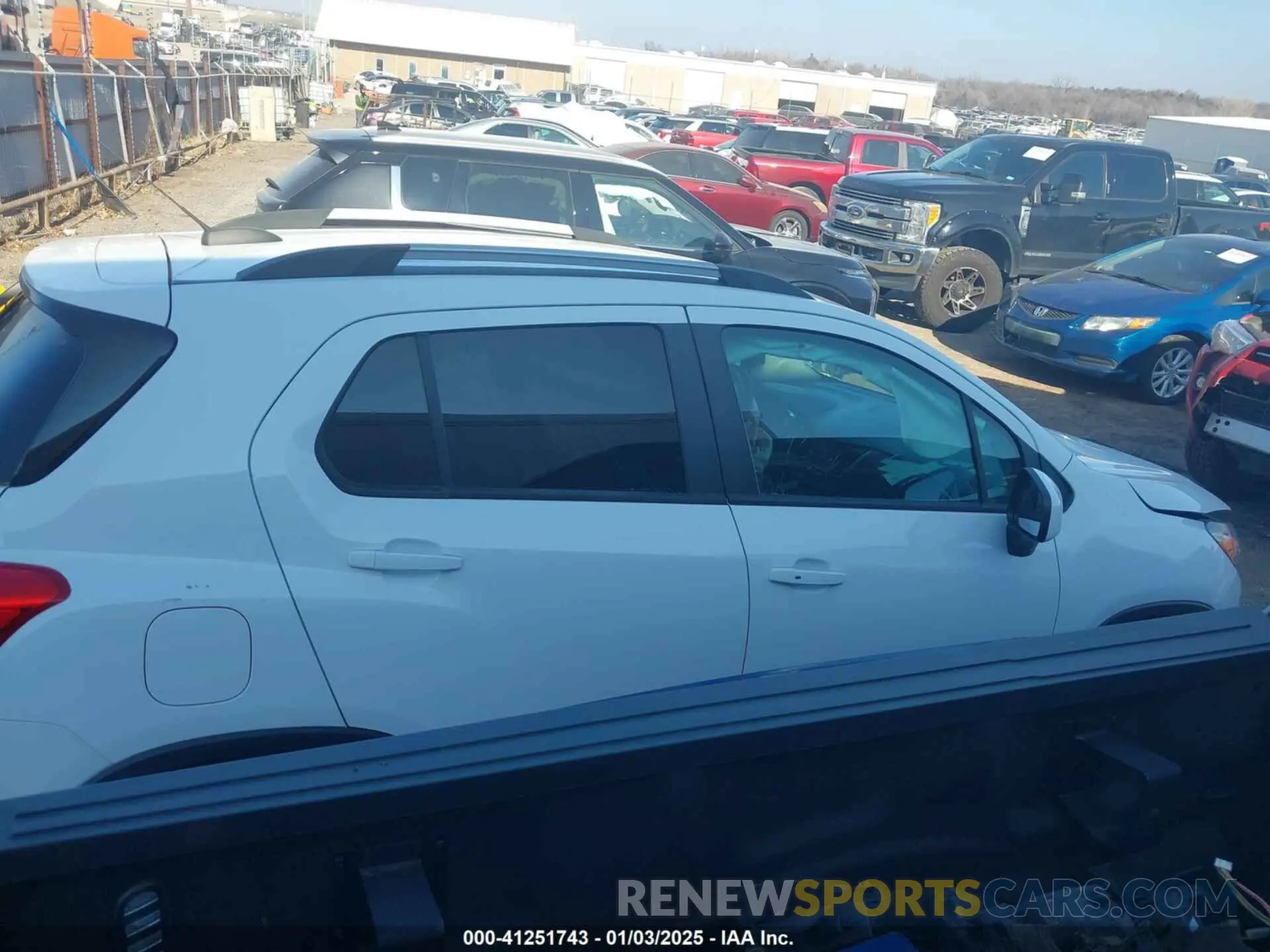 13 Photograph of a damaged car KL7CJLSB2MB309664 CHEVROLET TRAX 2021
