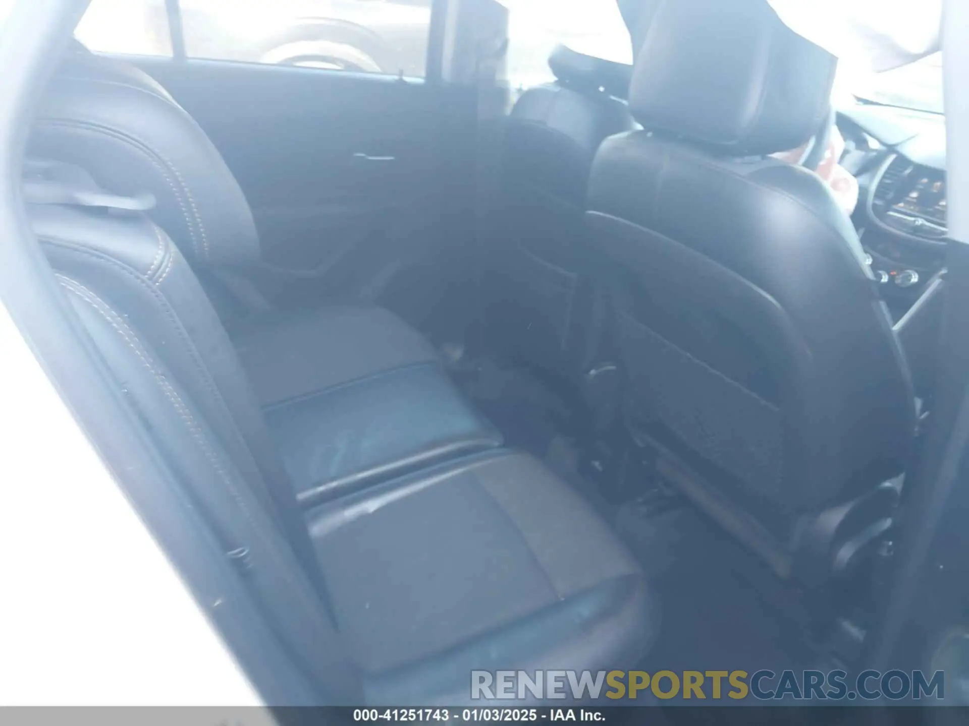 8 Photograph of a damaged car KL7CJLSB2MB309664 CHEVROLET TRAX 2021