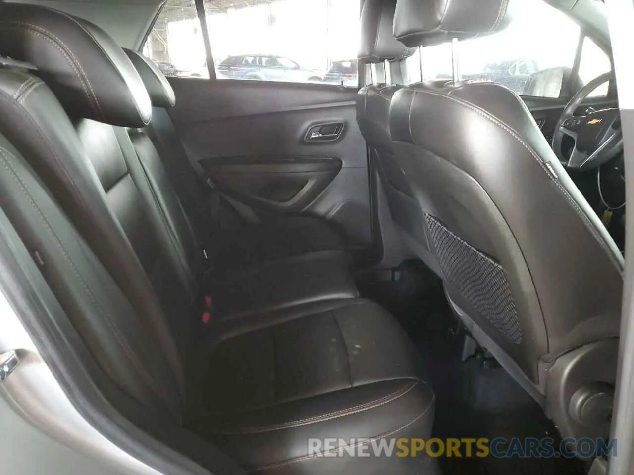 11 Фотография поврежденного автомобиля KL7CJLSB2MB320082 CHEVROLET TRAX 2021