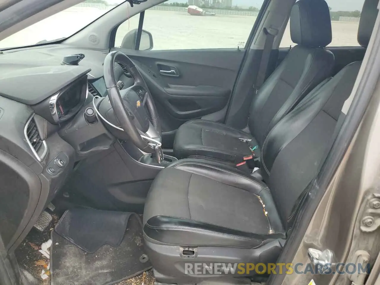7 Photograph of a damaged car KL7CJLSB3MB306708 CHEVROLET TRAX 2021