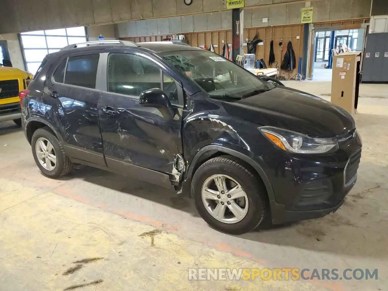4 Фотография поврежденного автомобиля KL7CJLSB3MB312069 CHEVROLET TRAX 2021