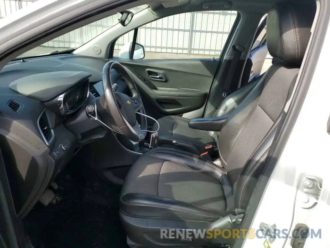 7 Фотография поврежденного автомобиля KL7CJLSB3MB314887 CHEVROLET TRAX 2021