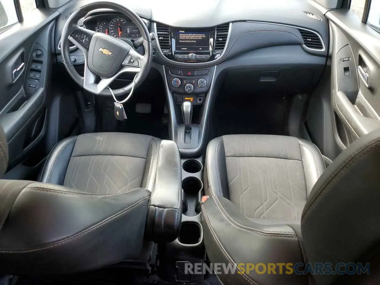 8 Фотография поврежденного автомобиля KL7CJLSB3MB314887 CHEVROLET TRAX 2021