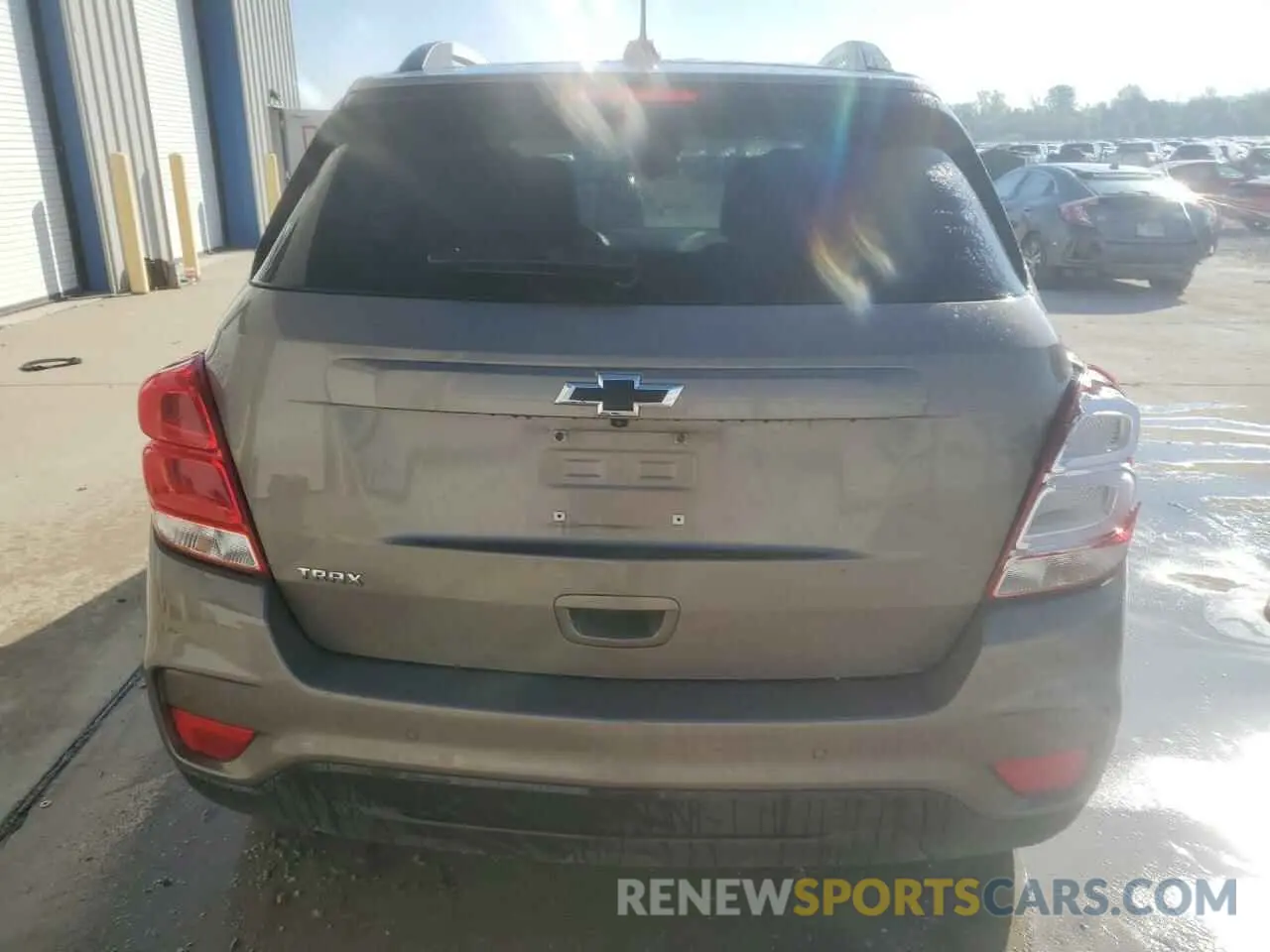 6 Фотография поврежденного автомобиля KL7CJLSB3MB331446 CHEVROLET TRAX 2021