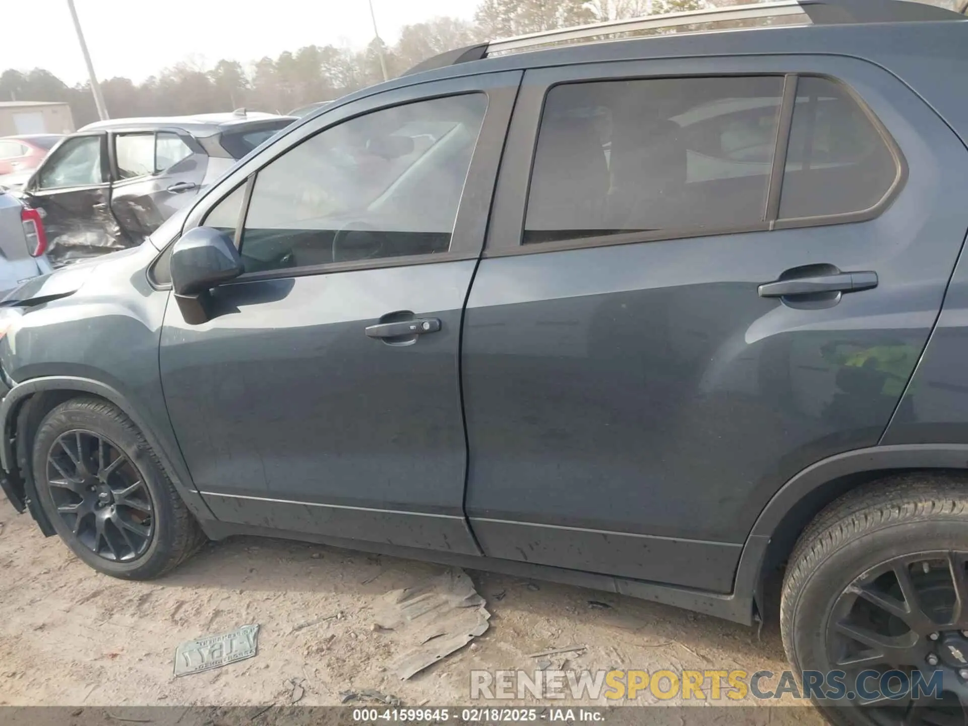 14 Фотография поврежденного автомобиля KL7CJLSB3MB356167 CHEVROLET TRAX 2021