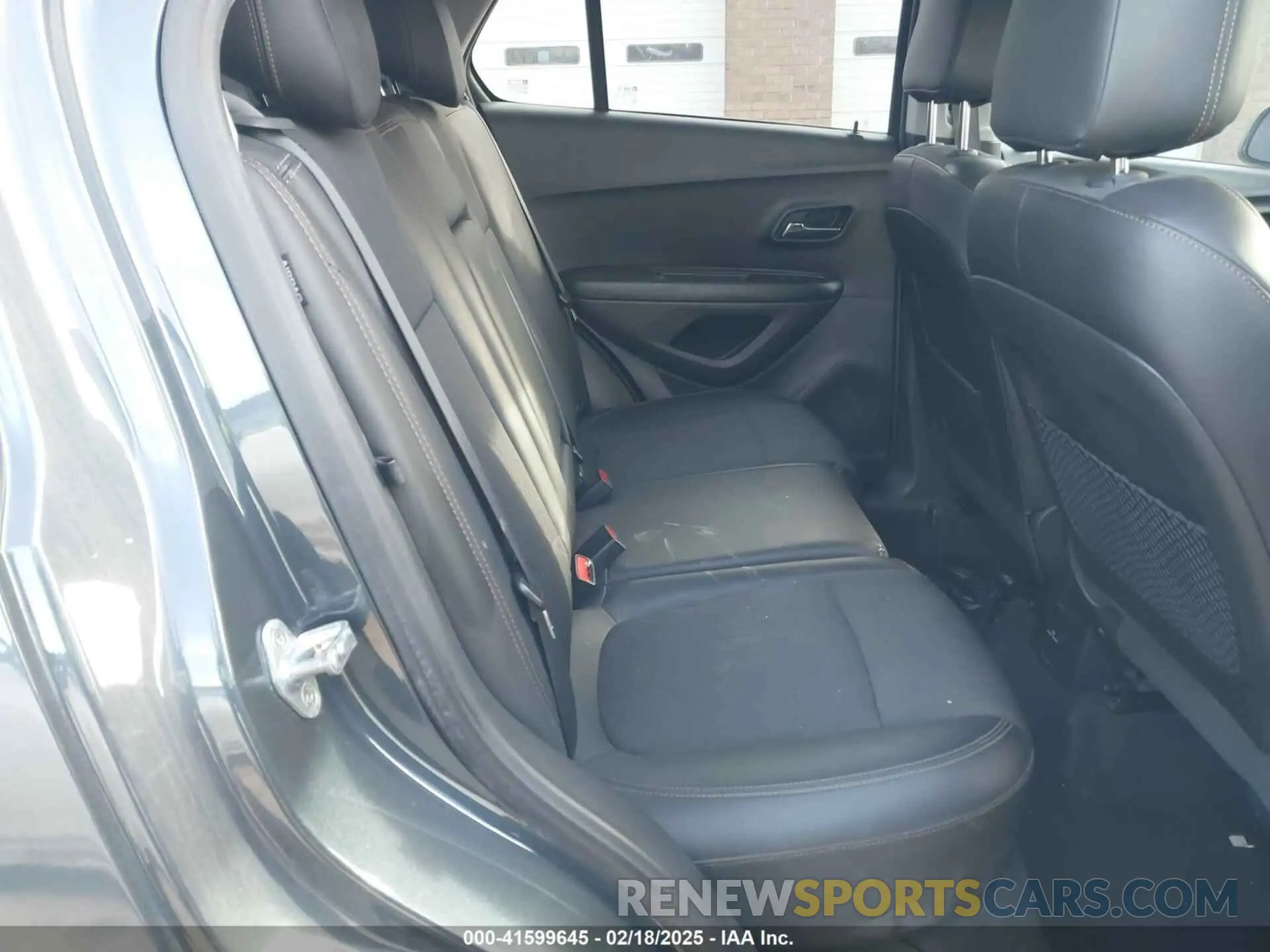 8 Фотография поврежденного автомобиля KL7CJLSB3MB356167 CHEVROLET TRAX 2021