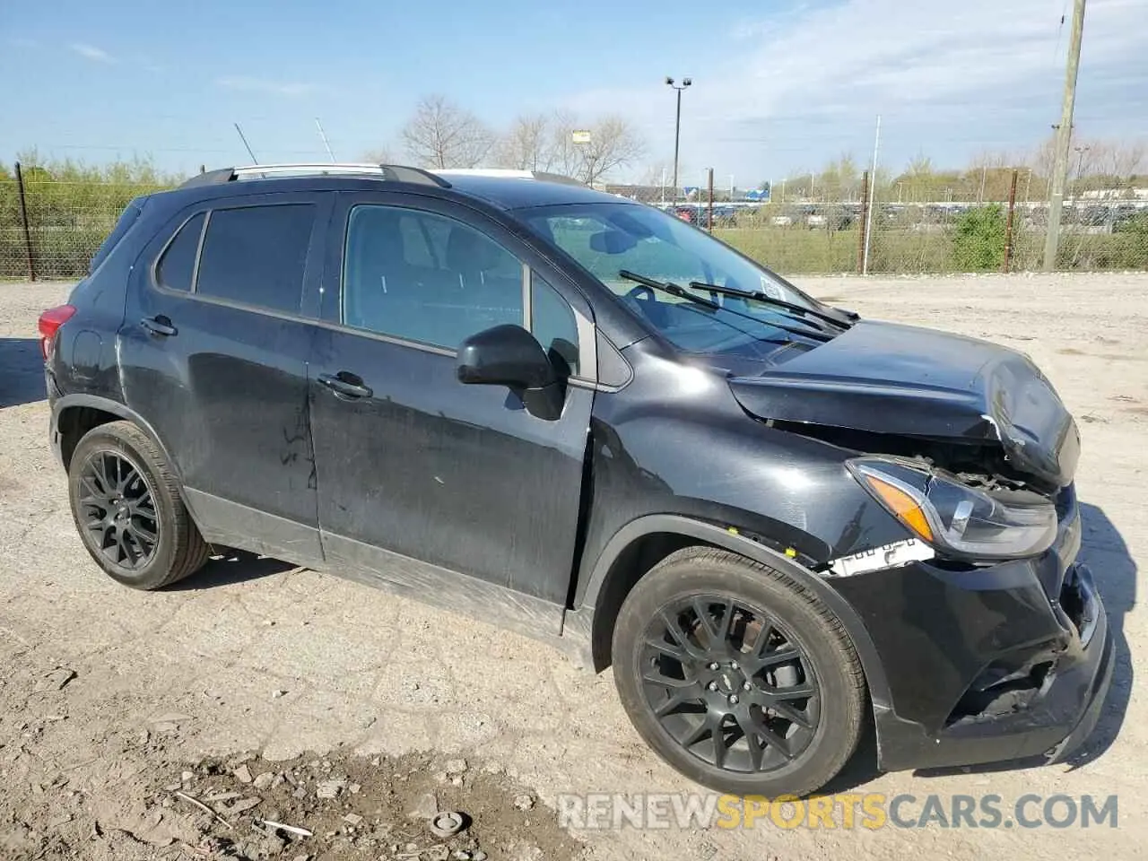 4 Photograph of a damaged car KL7CJLSB6MB313247 CHEVROLET TRAX 2021