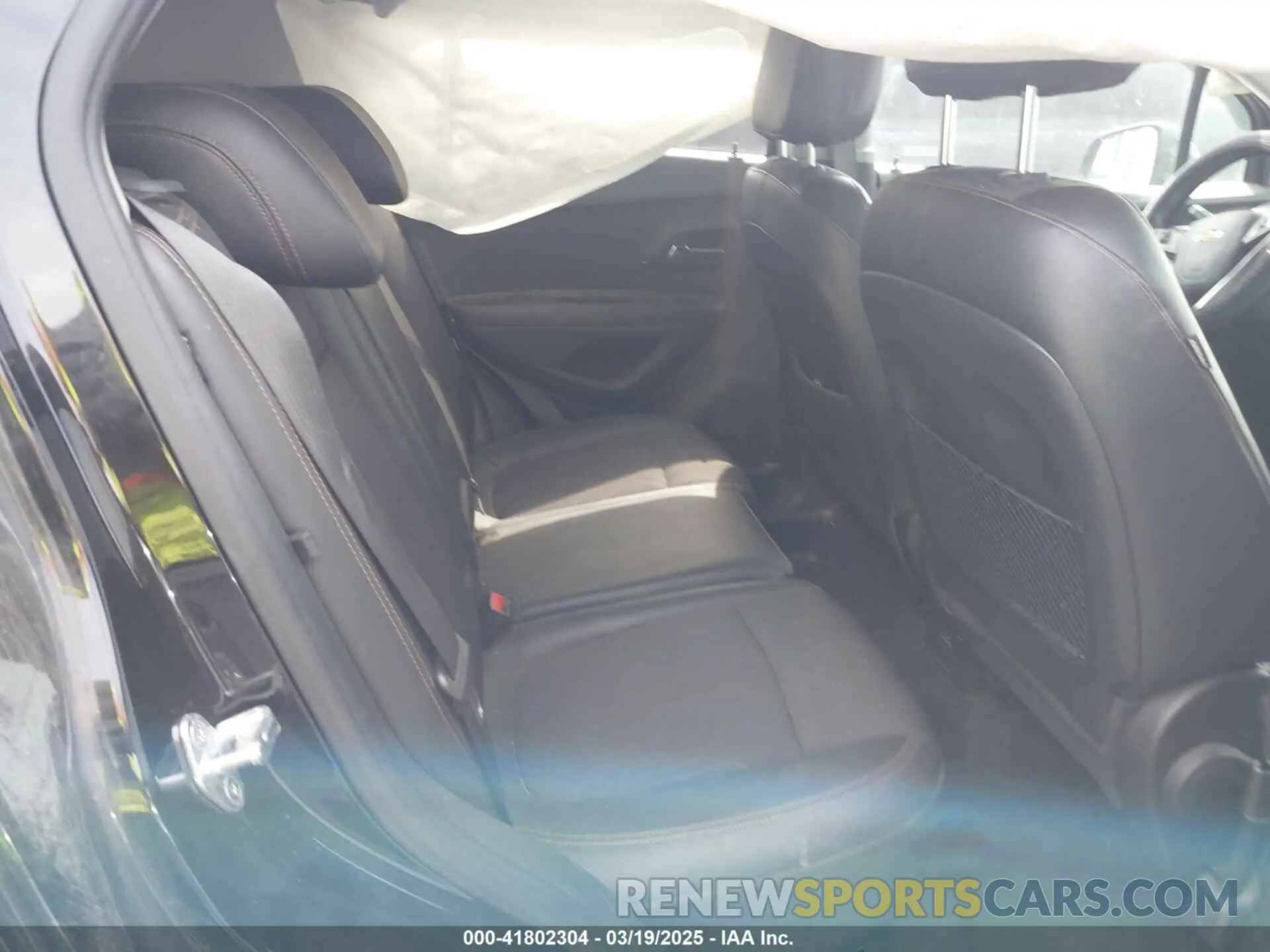 8 Фотография поврежденного автомобиля KL7CJLSB6MB321624 CHEVROLET TRAX 2021