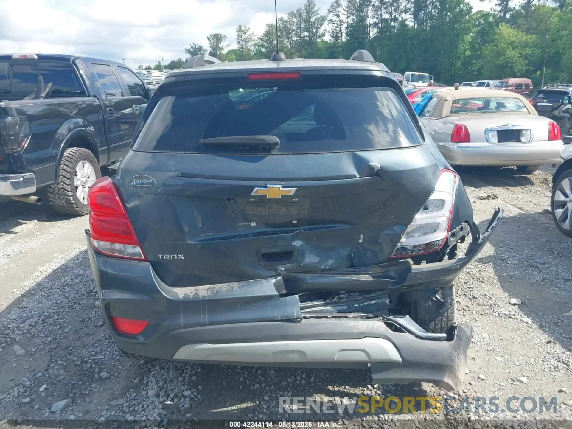 16 Photograph of a damaged car KL7CJLSB7MB325696 CHEVROLET TRAX 2021