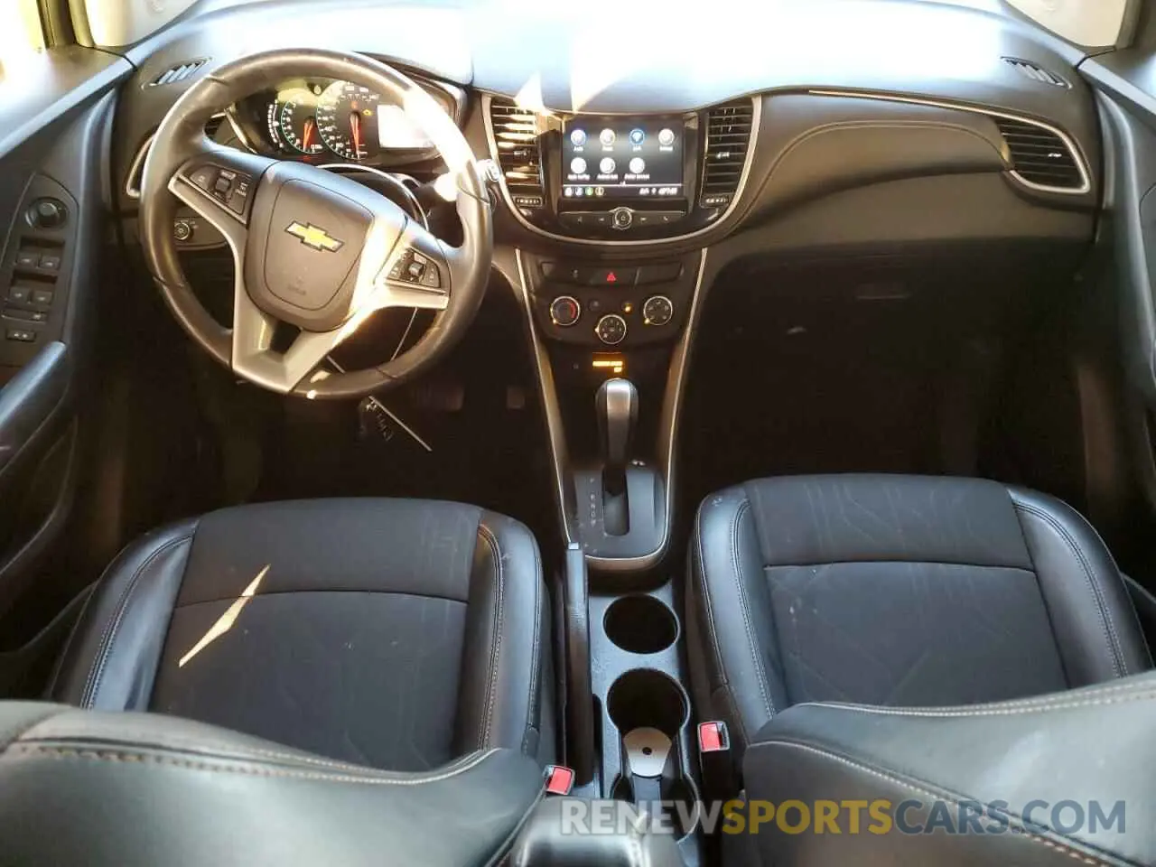 8 Фотография поврежденного автомобиля KL7CJLSB7MB332308 CHEVROLET TRAX 2021