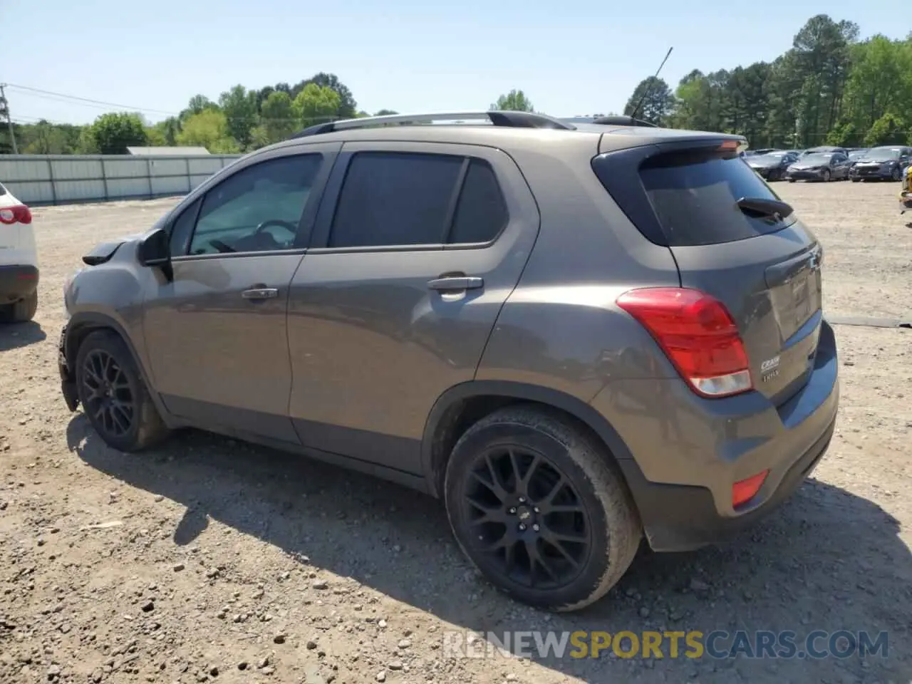 2 Photograph of a damaged car KL7CJLSB7MB336701 CHEVROLET TRAX 2021
