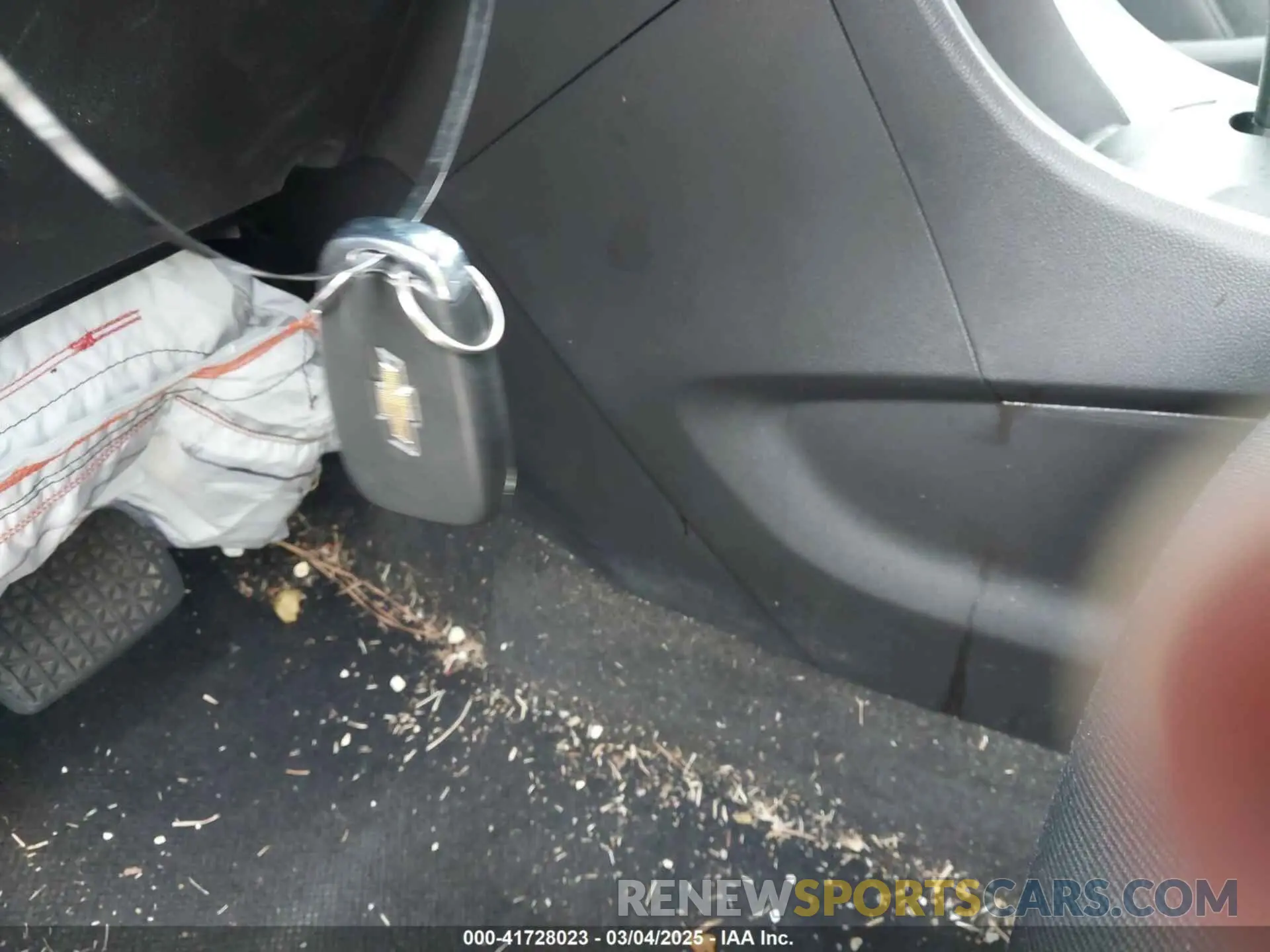 11 Photograph of a damaged car KL7CJLSB9MB348283 CHEVROLET TRAX 2021