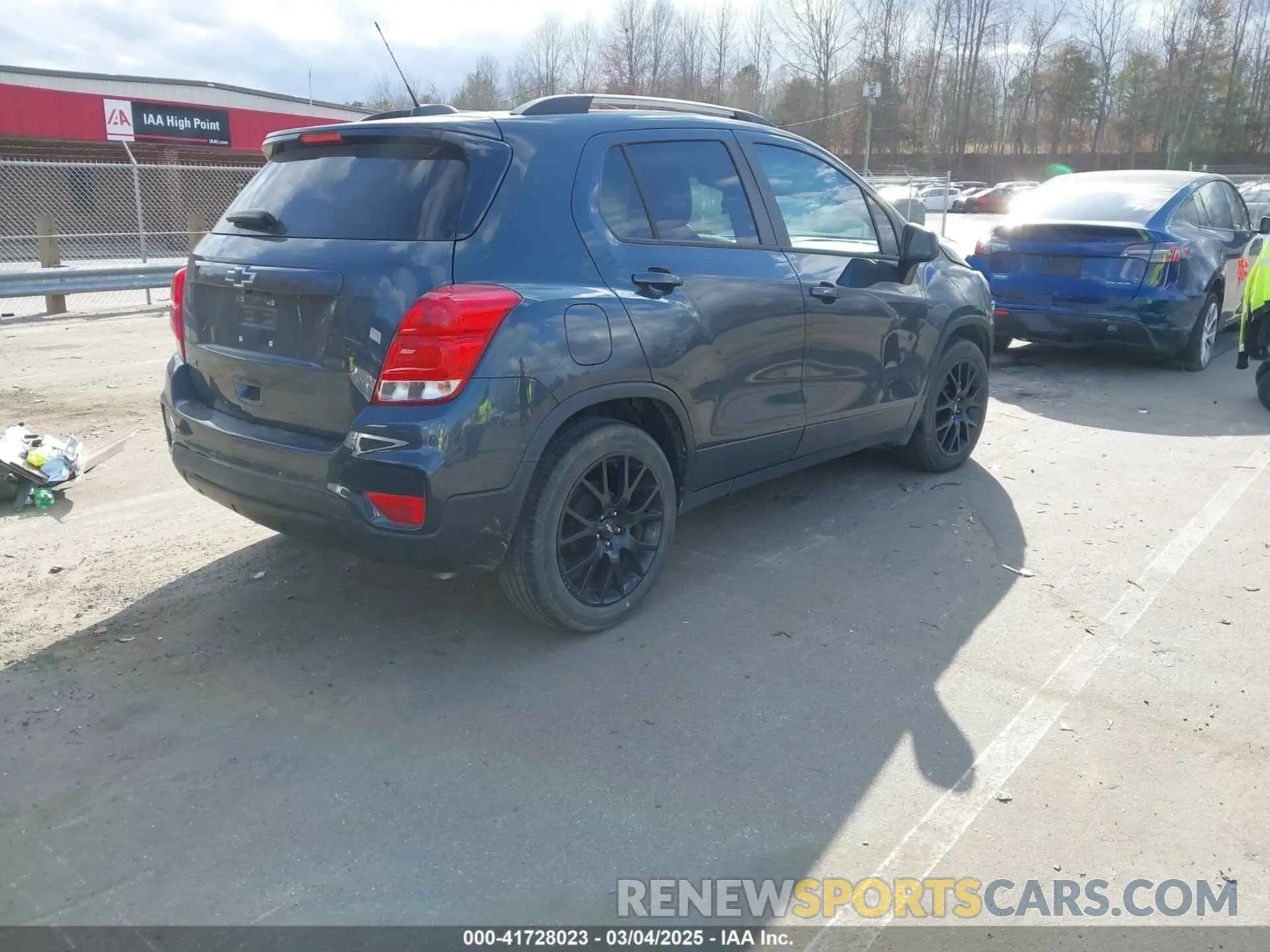 4 Photograph of a damaged car KL7CJLSB9MB348283 CHEVROLET TRAX 2021