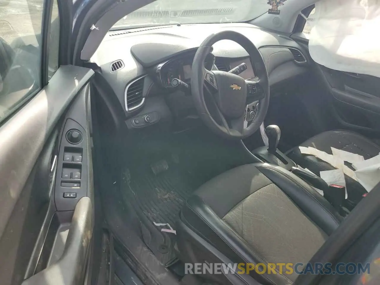 8 Фотография поврежденного автомобиля KL7CJLSM0MB362672 CHEVROLET TRAX 2021