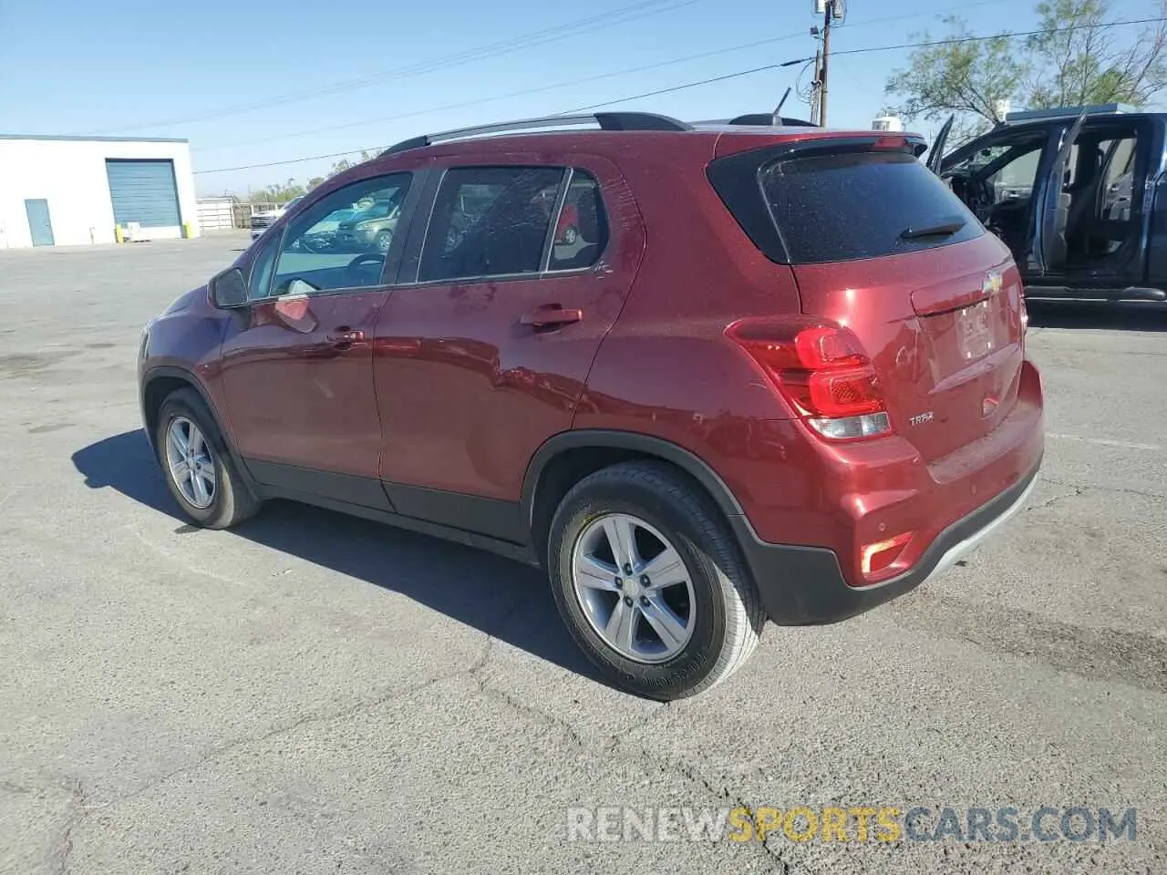 2 Фотография поврежденного автомобиля KL7CJLSM4MB376722 CHEVROLET TRAX 2021
