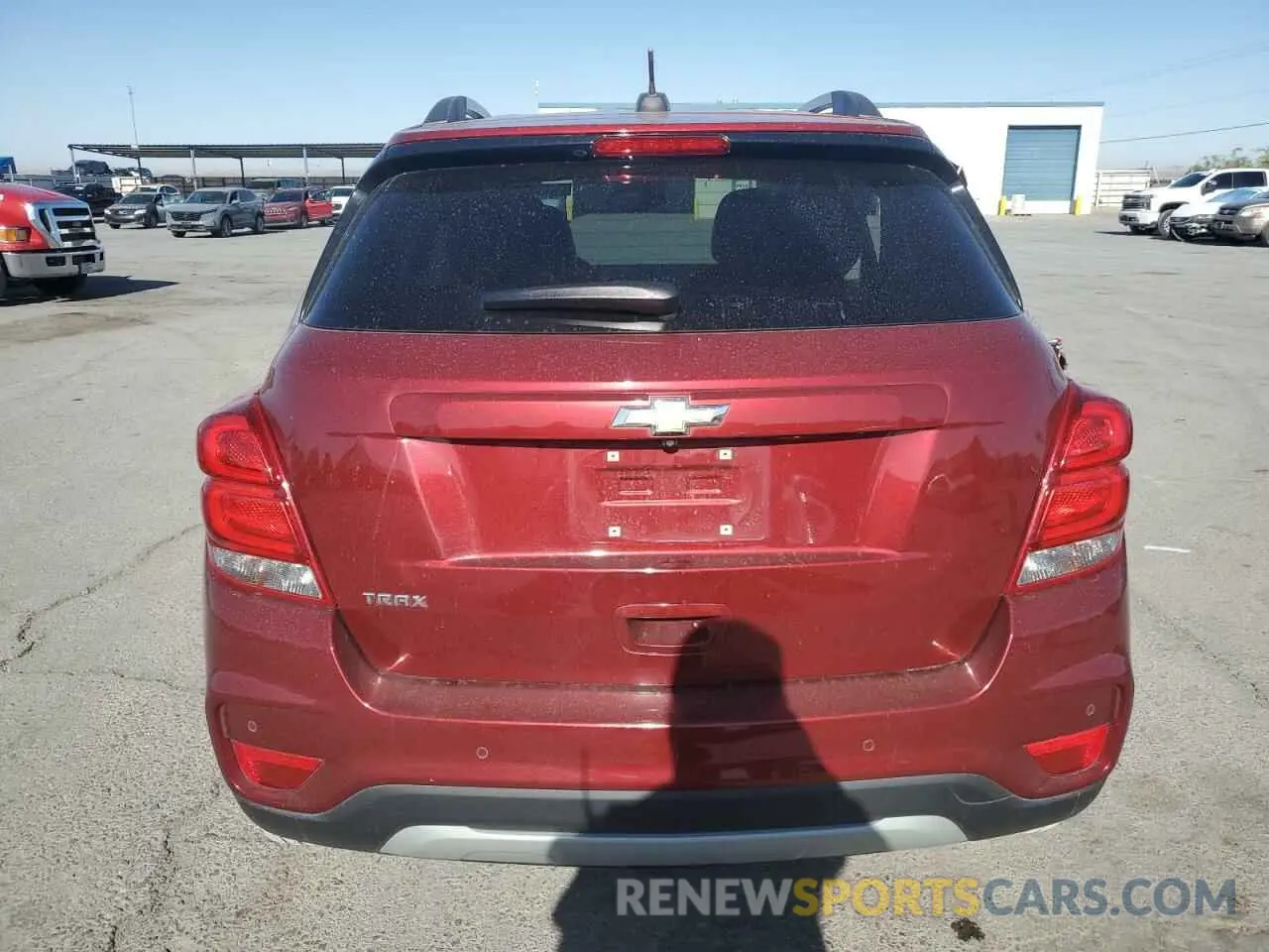 6 Фотография поврежденного автомобиля KL7CJLSM4MB376722 CHEVROLET TRAX 2021