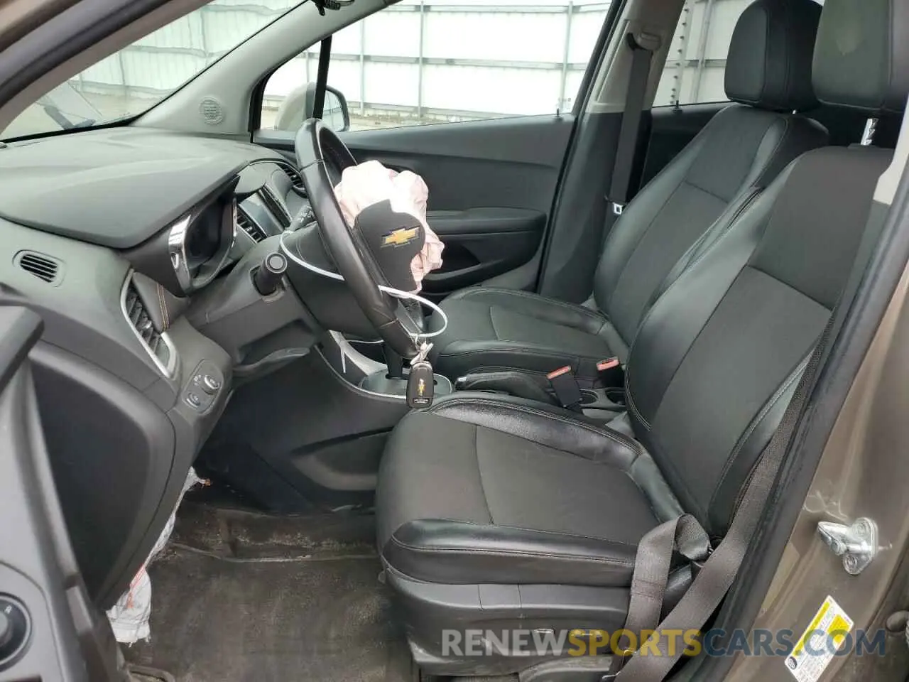 7 Photograph of a damaged car KL7CJLSM6MB372655 CHEVROLET TRAX 2021