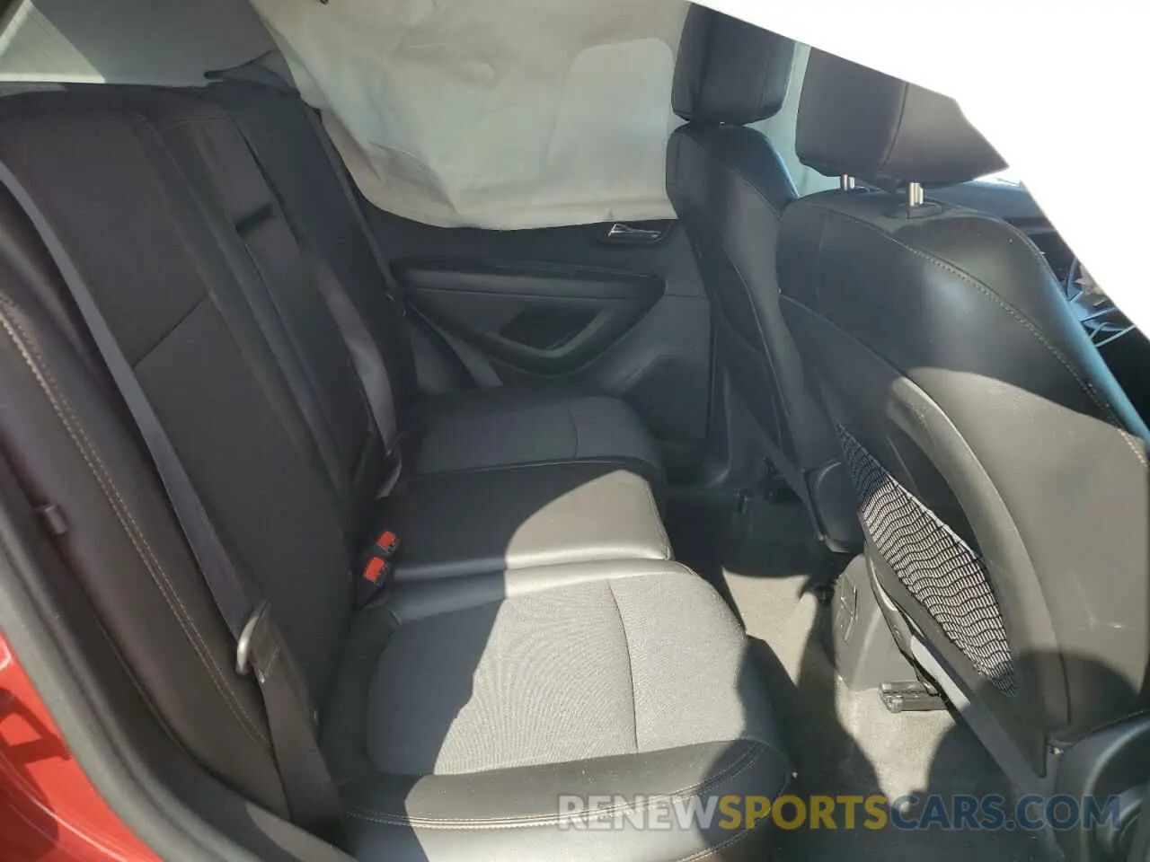 10 Фотография поврежденного автомобиля KL7CJLSMXMB374747 CHEVROLET TRAX 2021