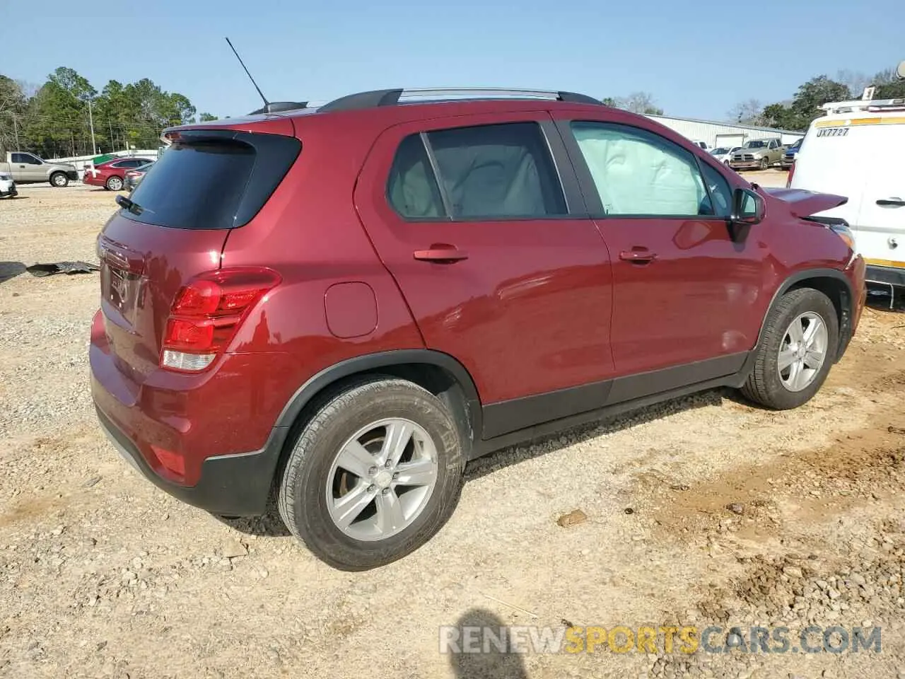 3 Фотография поврежденного автомобиля KL7CJLSMXMB374747 CHEVROLET TRAX 2021