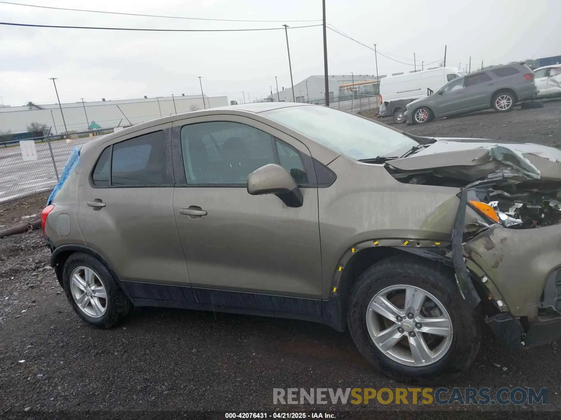 13 Фотография поврежденного автомобиля KL7CJNSB0MB324627 CHEVROLET TRAX 2021