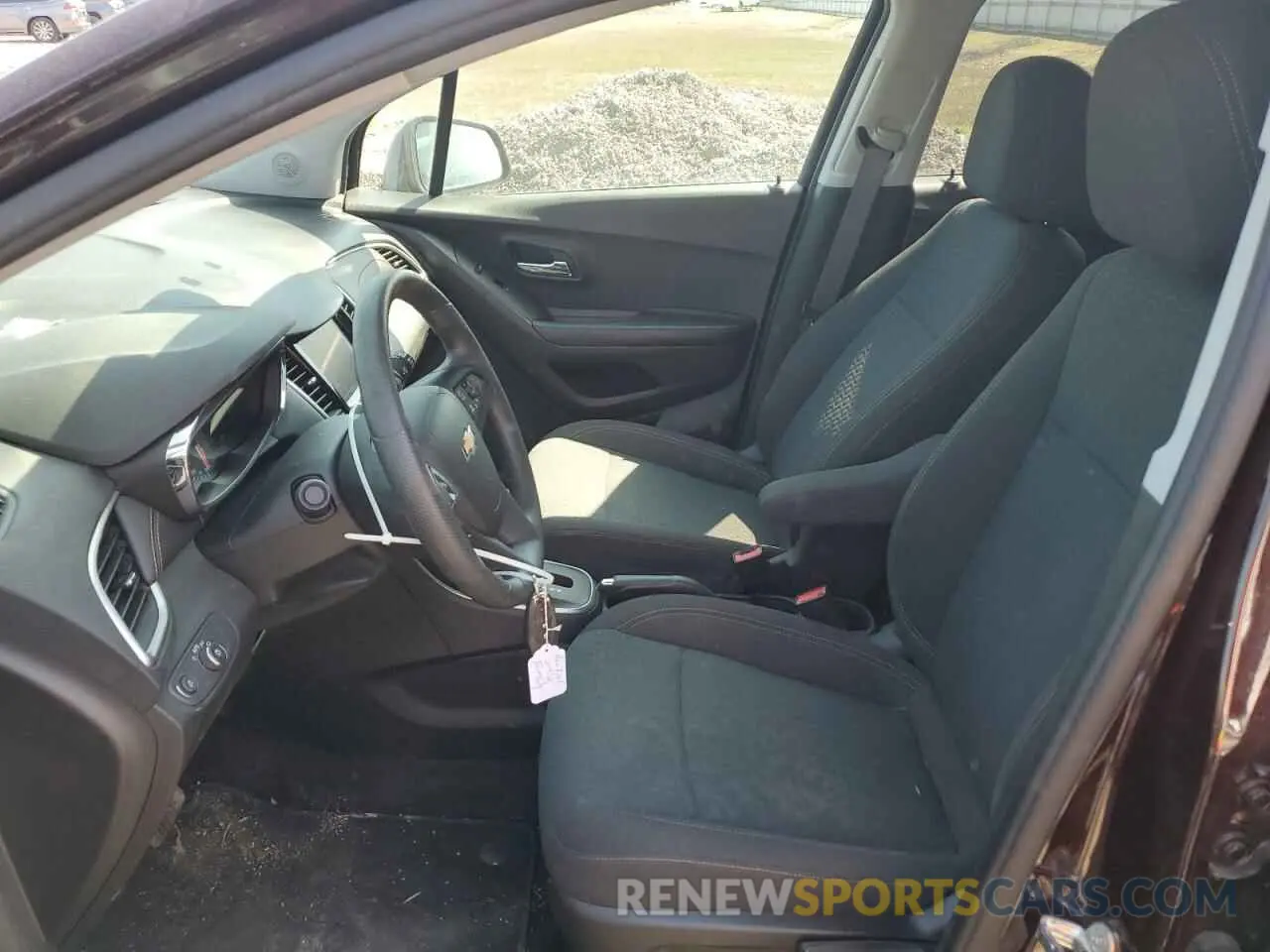 7 Photograph of a damaged car KL7CJNSB6MB357678 CHEVROLET TRAX 2021