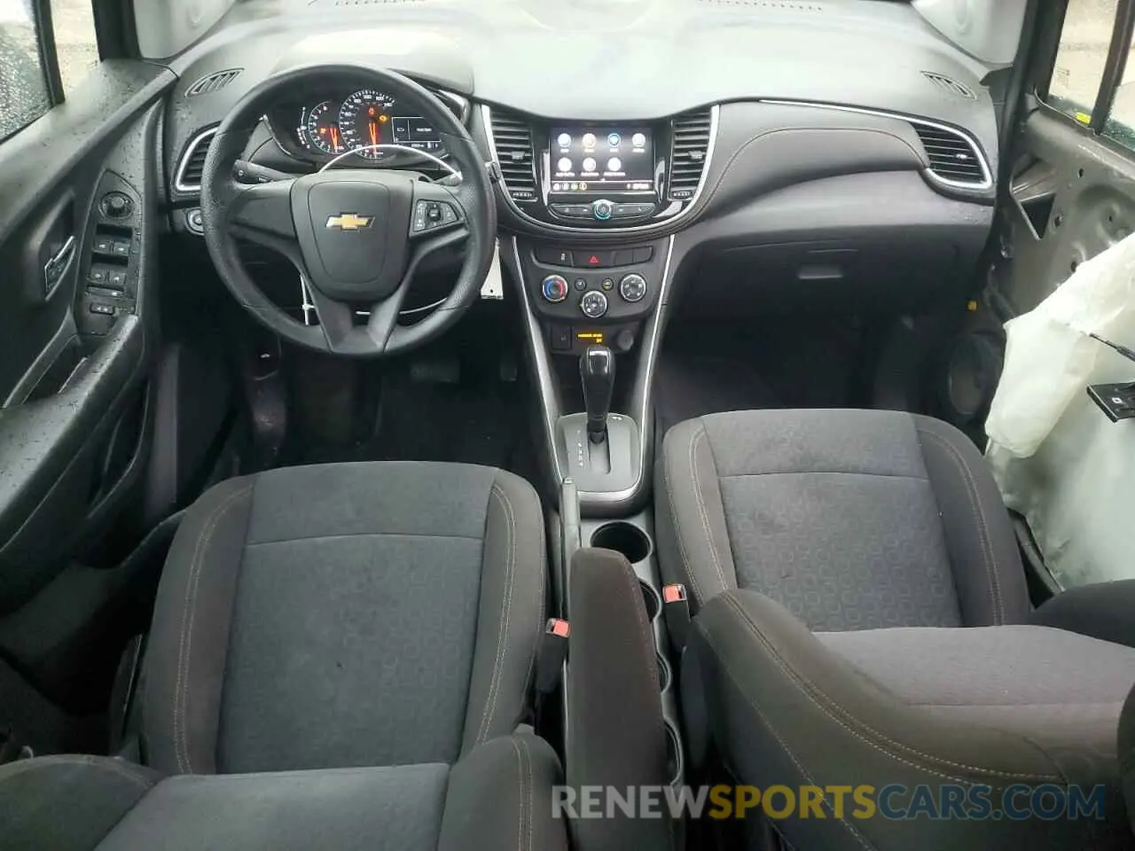 8 Фотография поврежденного автомобиля KL7CJNSBXMB356453 CHEVROLET TRAX 2021