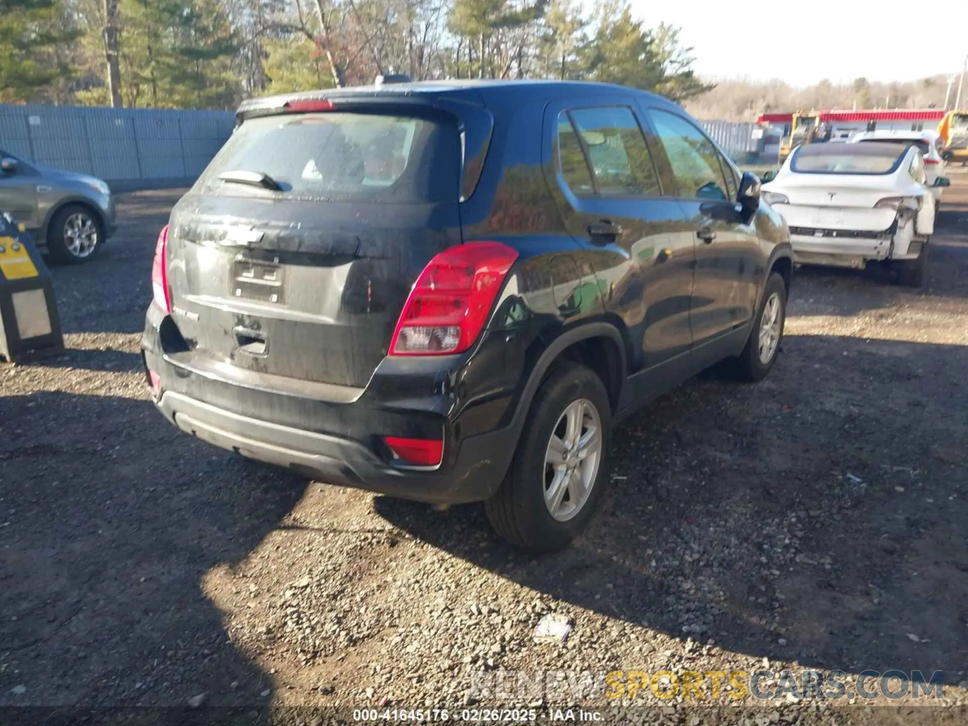 4 Фотография поврежденного автомобиля KL7CJNSM0MB377281 CHEVROLET TRAX 2021