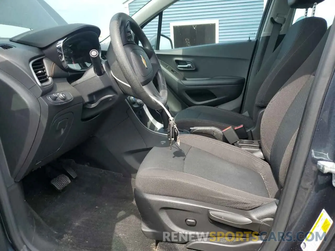 7 Photograph of a damaged car KL7CJNSM1MB376544 CHEVROLET TRAX 2021