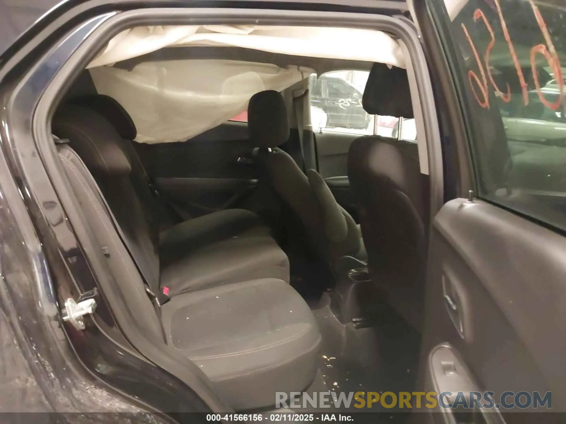 8 Фотография поврежденного автомобиля KL7CJNSM7MB366326 CHEVROLET TRAX 2021
