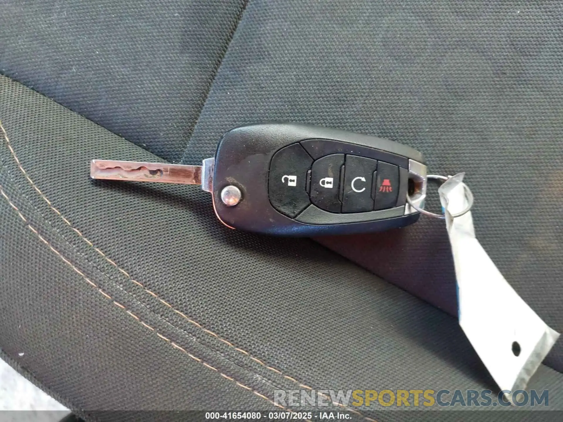 11 Photograph of a damaged car KL7CJNSM8MB368389 CHEVROLET TRAX 2021