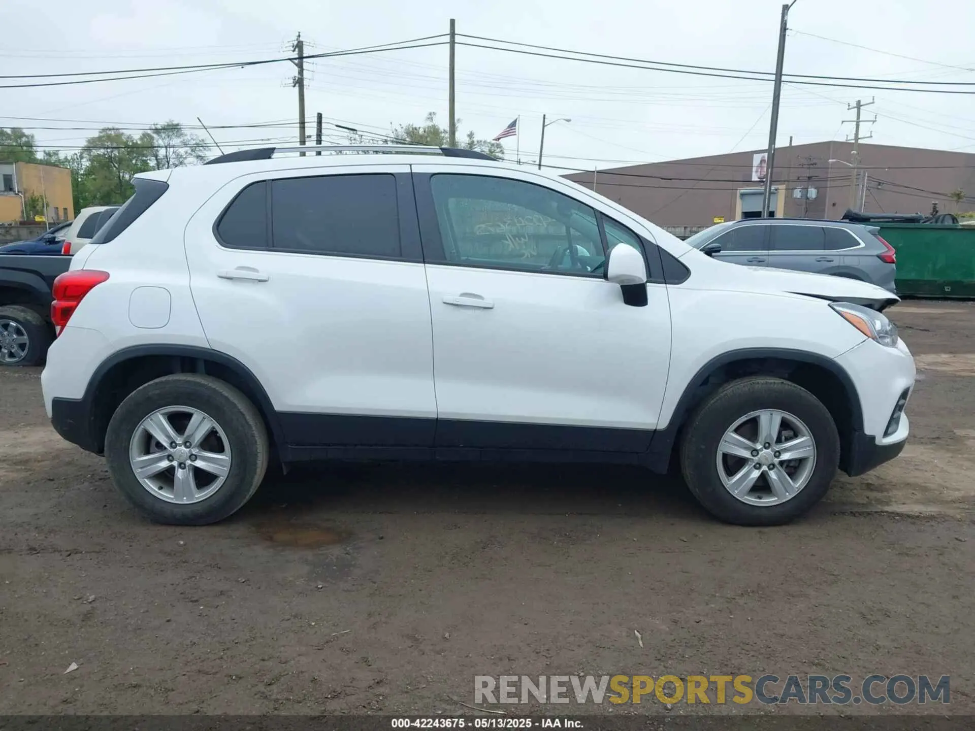 13 Photograph of a damaged car KL7CJPSB2MB358581 CHEVROLET TRAX 2021