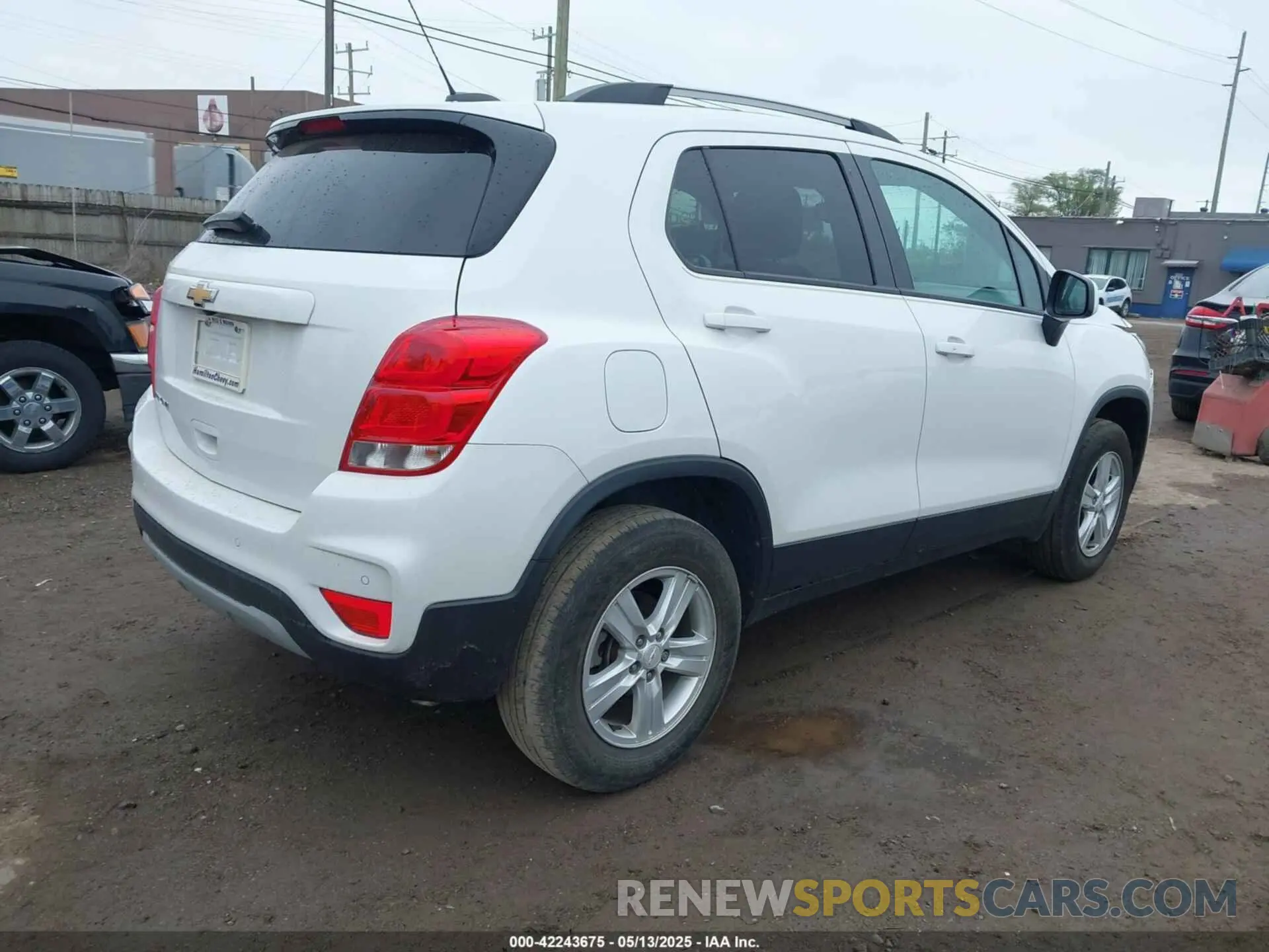 4 Photograph of a damaged car KL7CJPSB2MB358581 CHEVROLET TRAX 2021