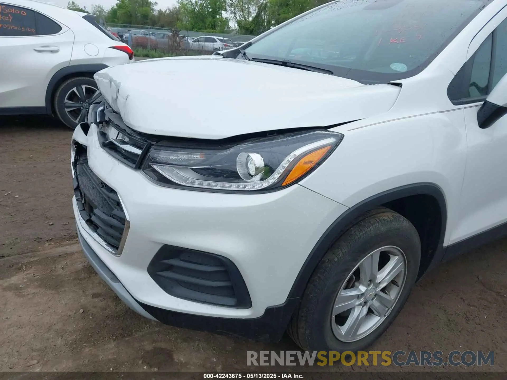 6 Photograph of a damaged car KL7CJPSB2MB358581 CHEVROLET TRAX 2021