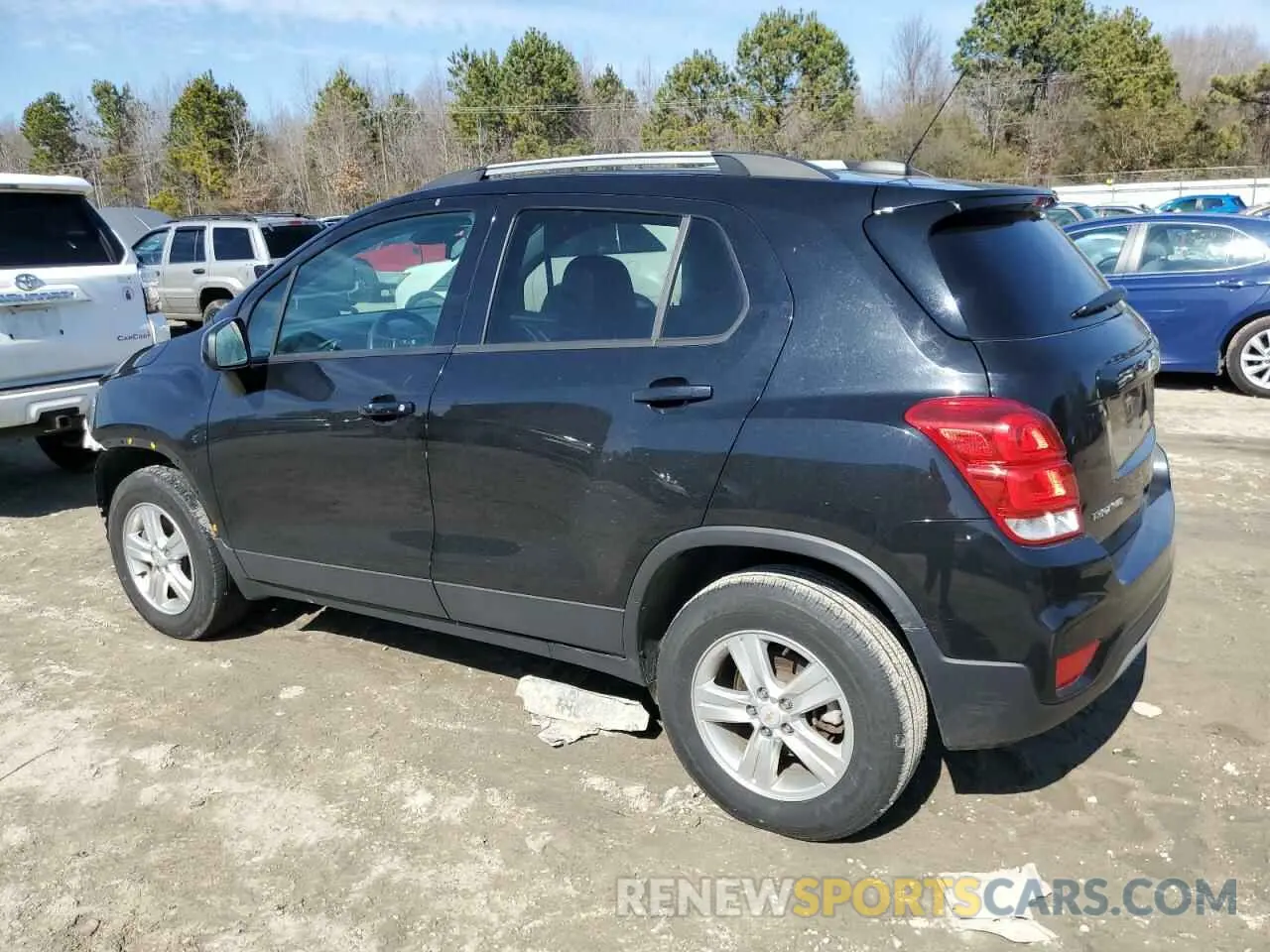2 Фотография поврежденного автомобиля KL7CJPSB3MB321717 CHEVROLET TRAX 2021