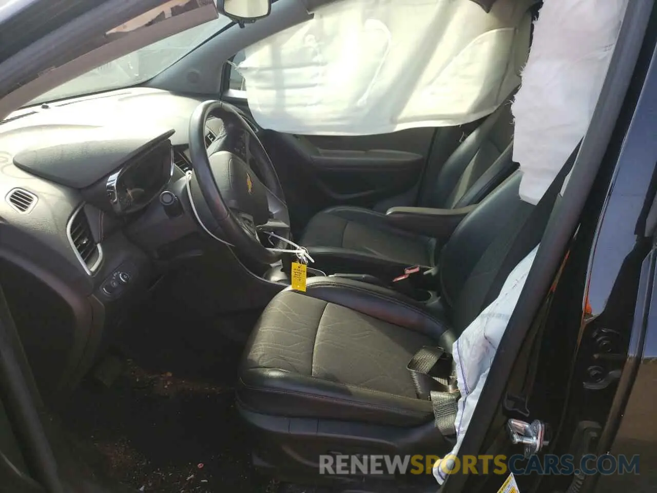 7 Photograph of a damaged car KL7CJPSB5MB303283 CHEVROLET TRAX 2021