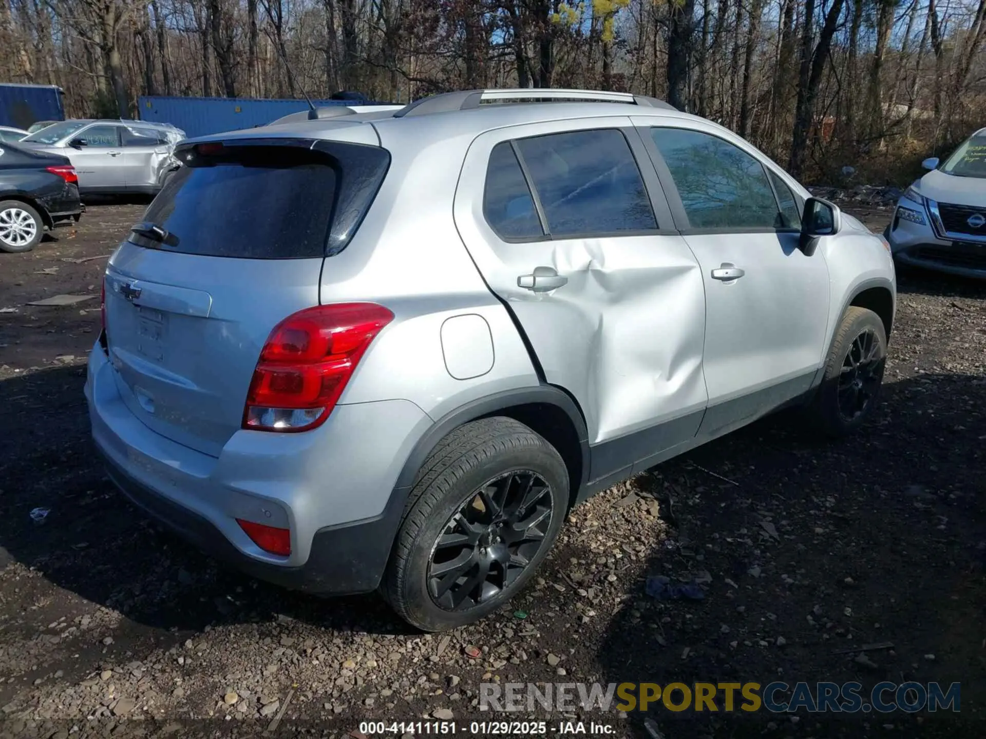 4 Фотография поврежденного автомобиля KL7CJPSB7MB354316 CHEVROLET TRAX 2021