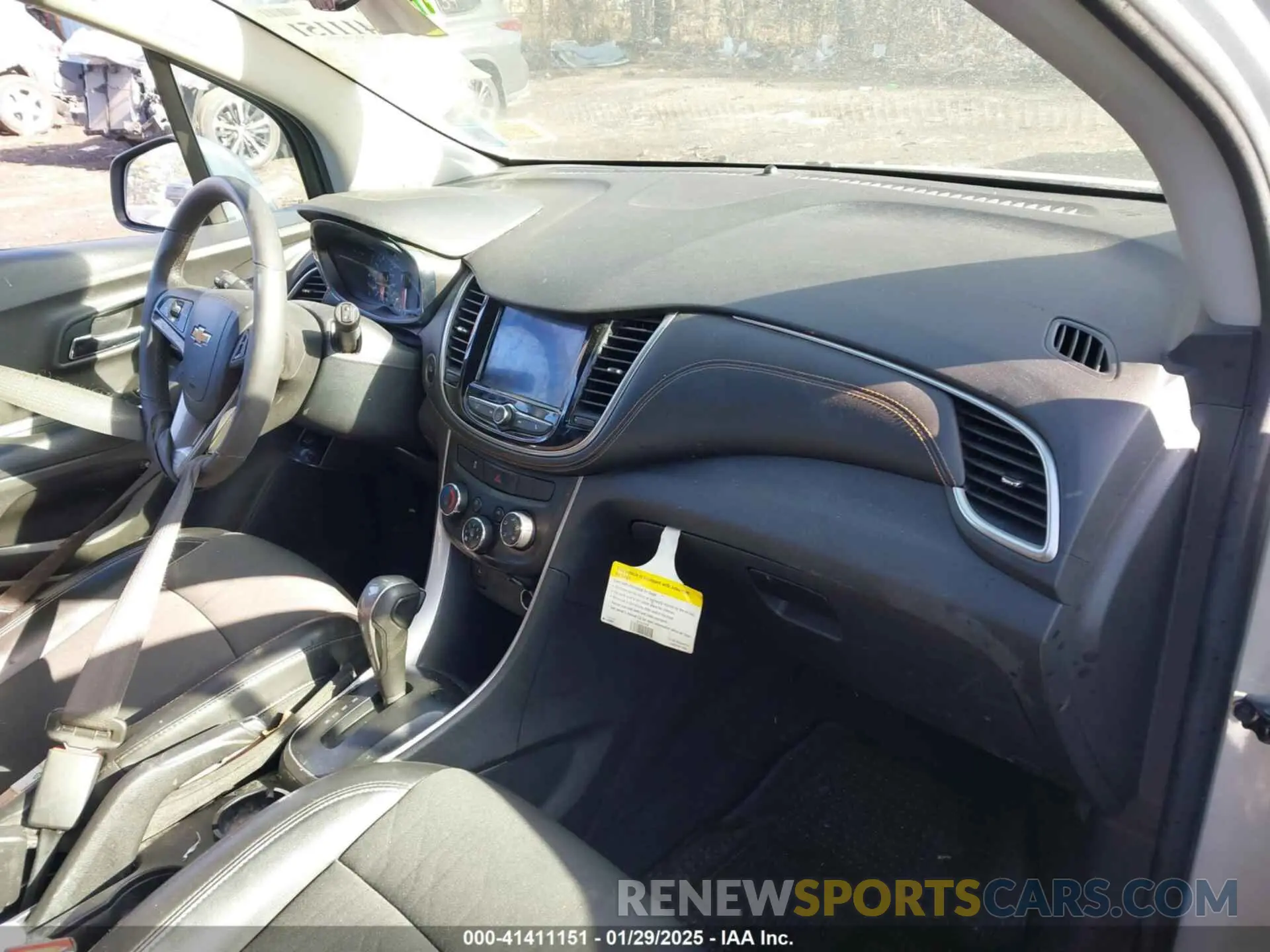 5 Фотография поврежденного автомобиля KL7CJPSB7MB354316 CHEVROLET TRAX 2021