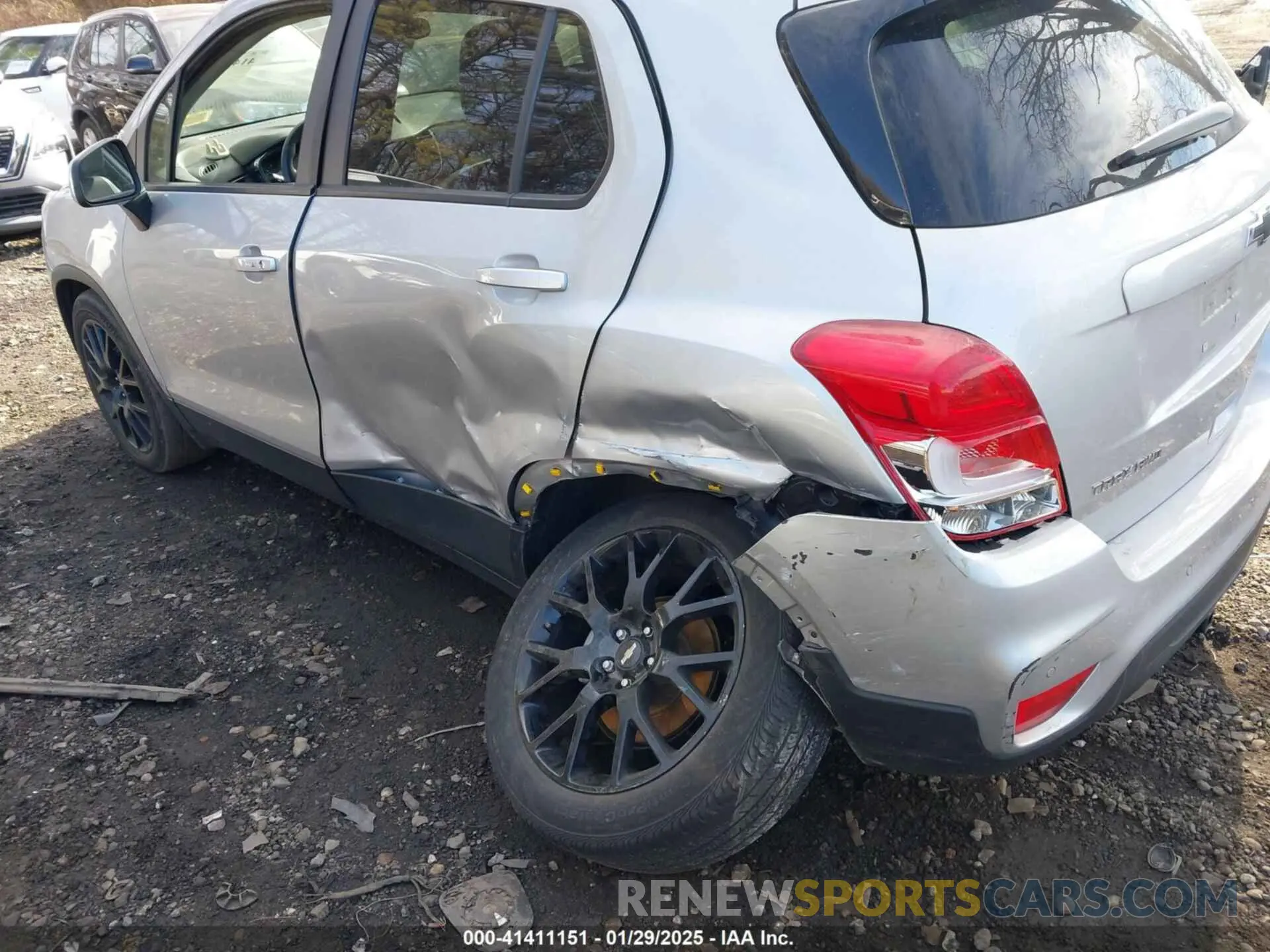 6 Фотография поврежденного автомобиля KL7CJPSB7MB354316 CHEVROLET TRAX 2021