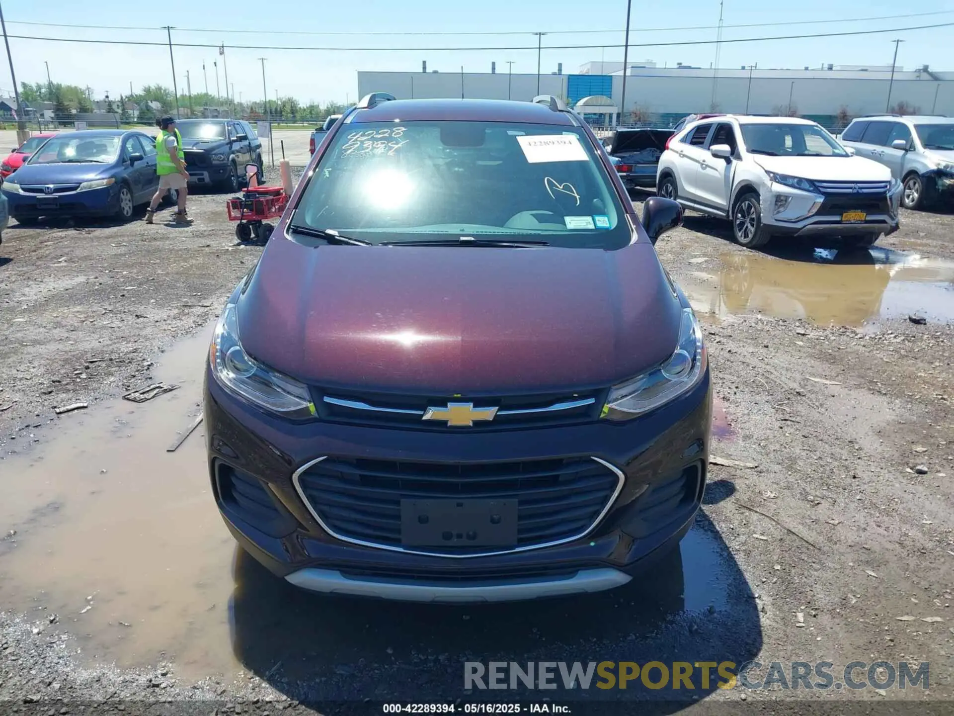 12 Фотография поврежденного автомобиля KL7CJPSB7MB359385 CHEVROLET TRAX 2021