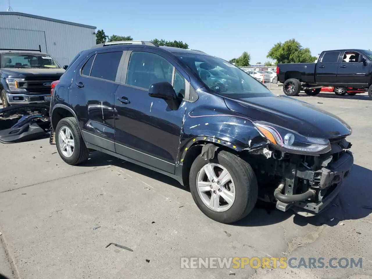 4 Фотография поврежденного автомобиля KL7CJPSM2MB370618 CHEVROLET TRAX 2021