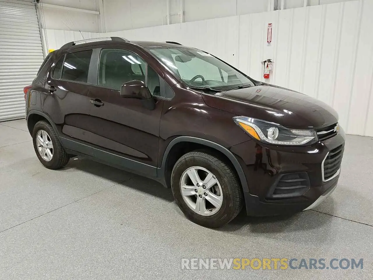 4 Photograph of a damaged car KL7CJPSM2MB373373 CHEVROLET TRAX 2021
