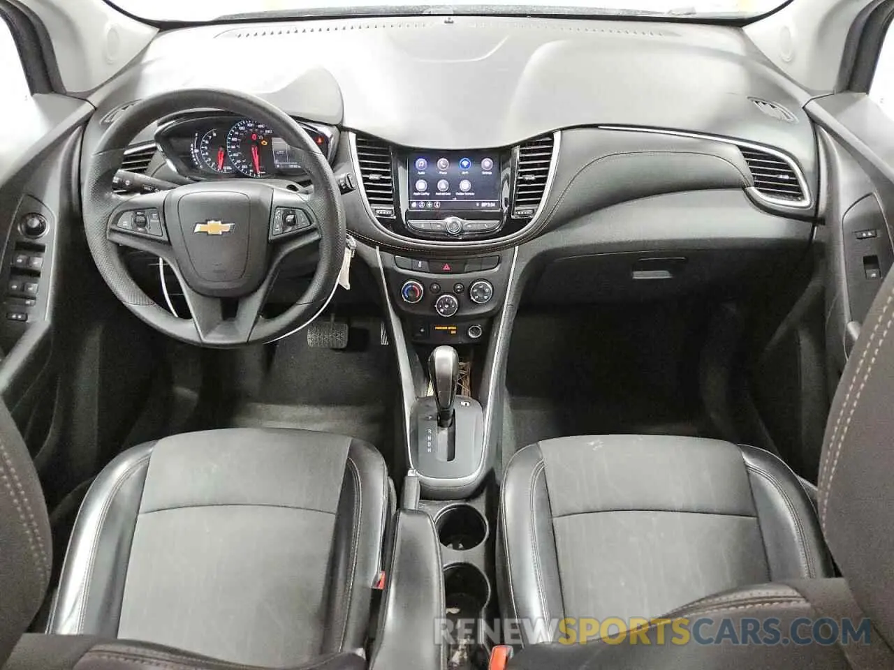 8 Photograph of a damaged car KL7CJPSM2MB373373 CHEVROLET TRAX 2021